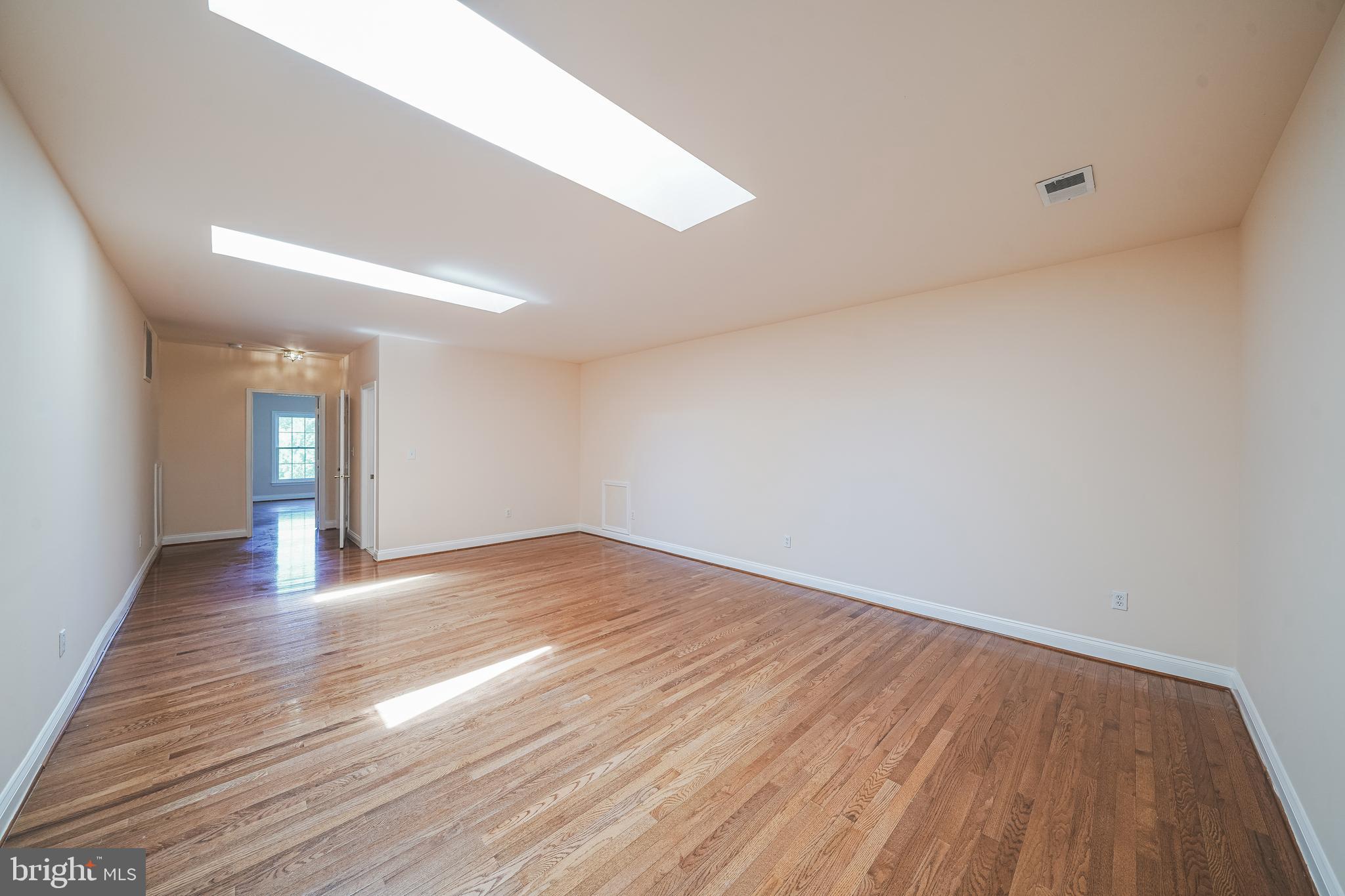 SMALLS NURSERY - Residential