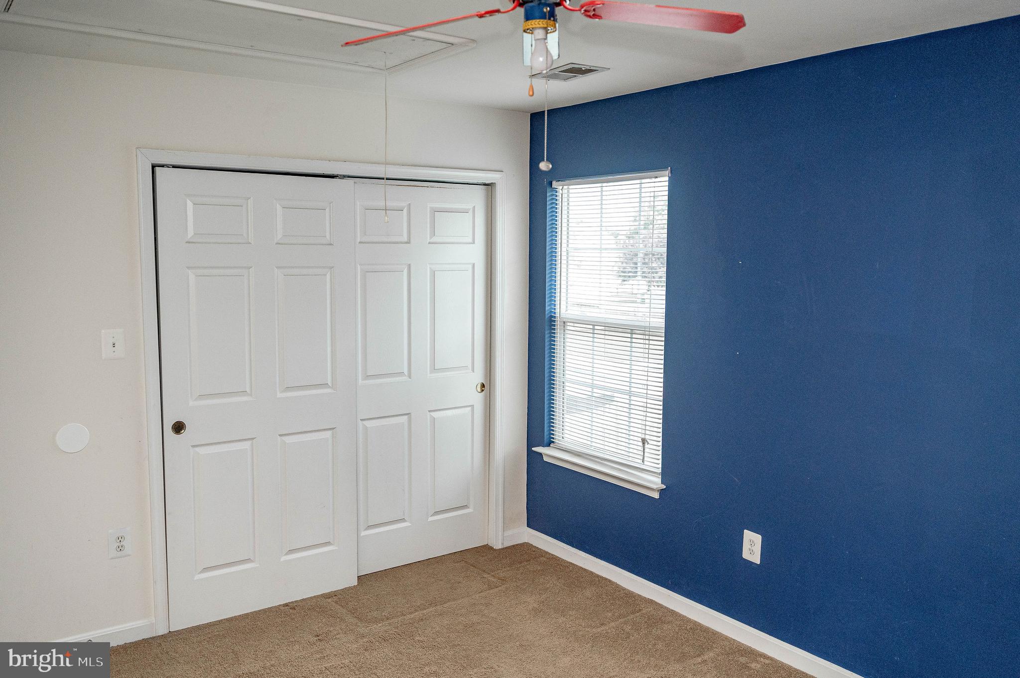 LOCUST HILL - Residential