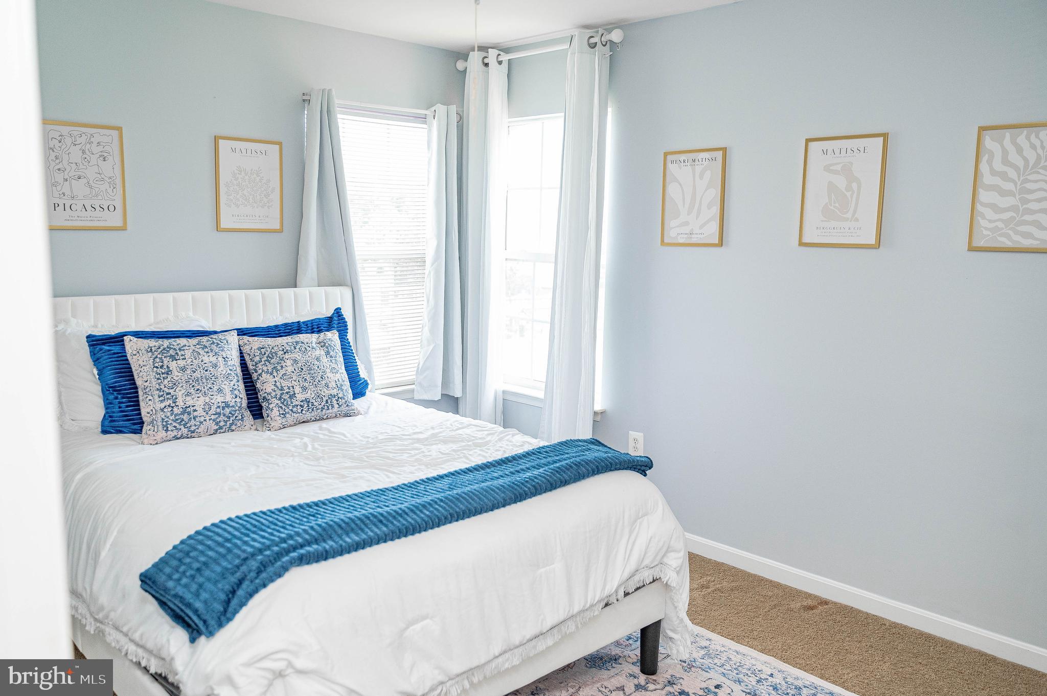 LOCUST HILL - Residential