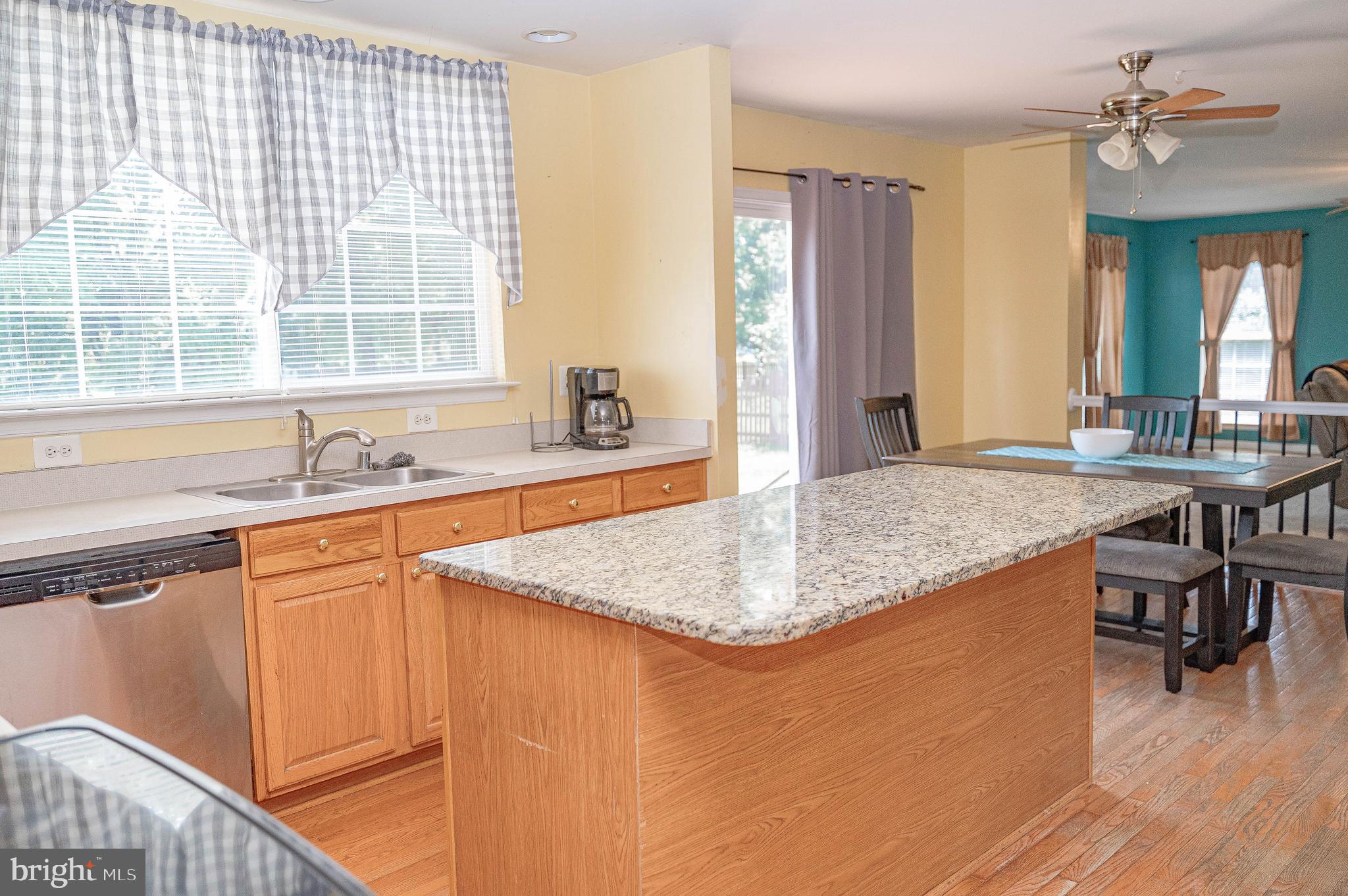 LOCUST HILL - Residential