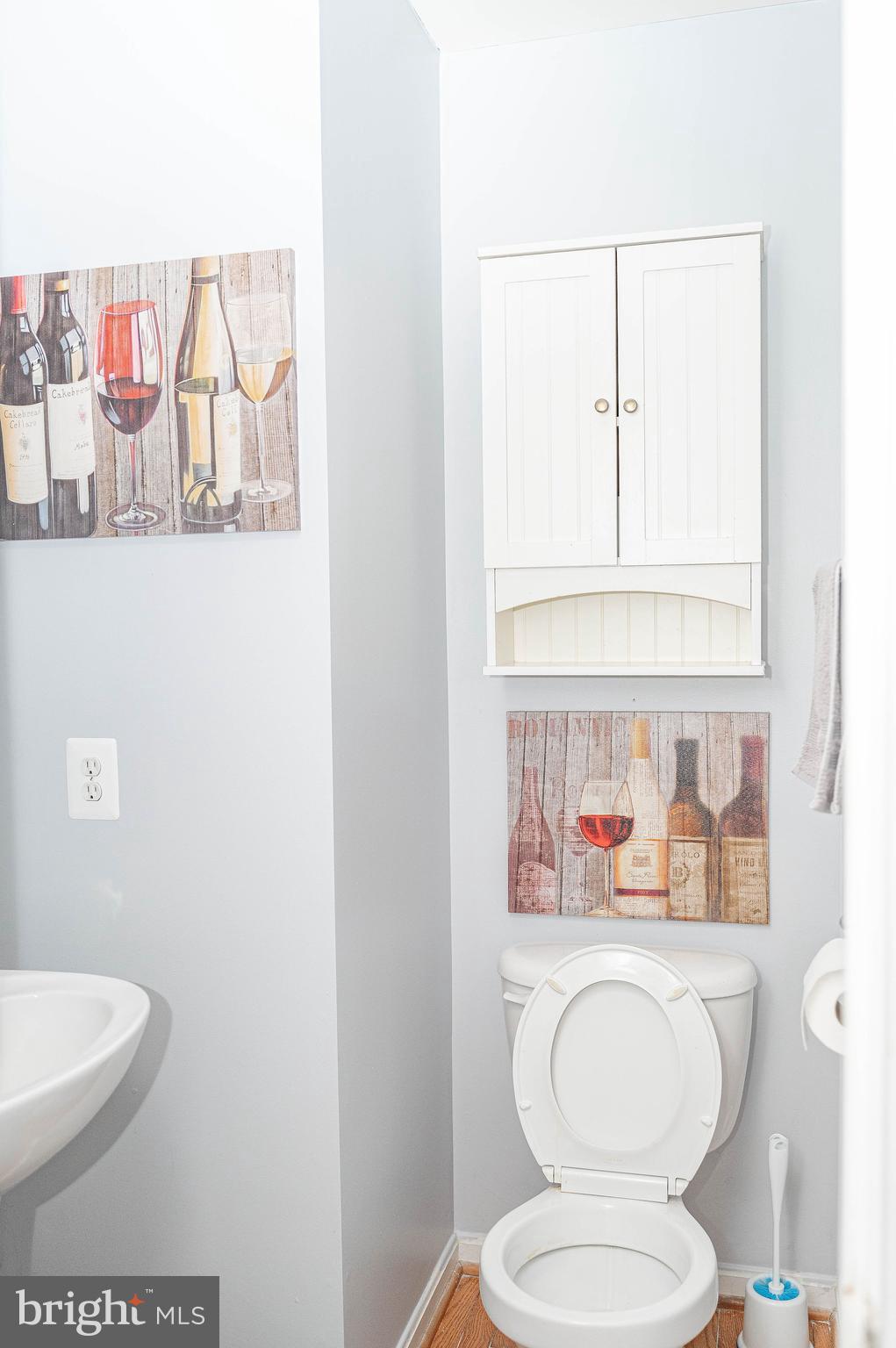 LOCUST HILL - Residential