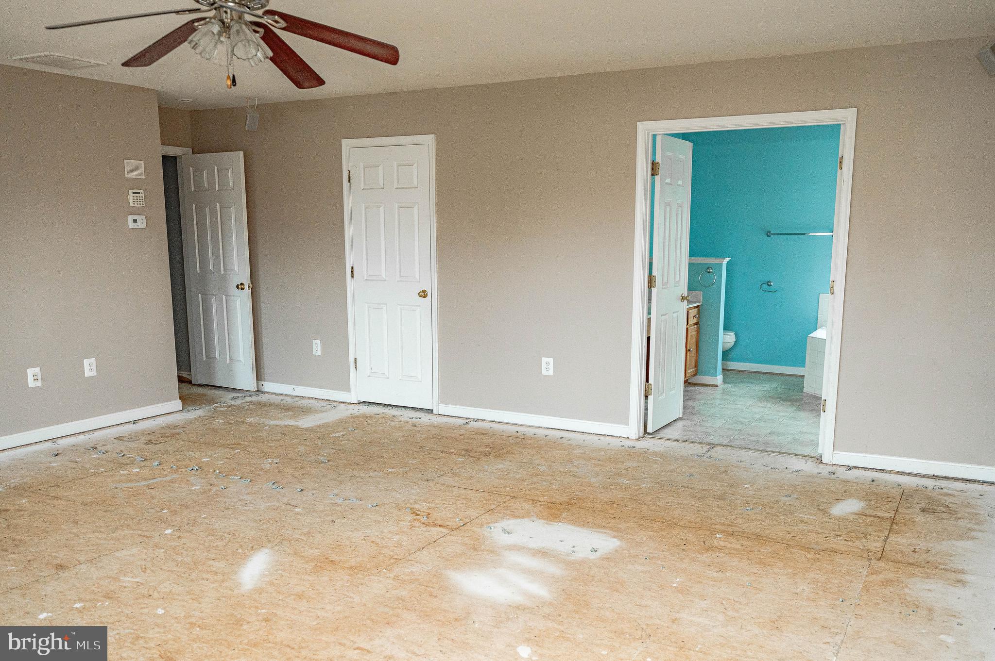 LOCUST HILL - Residential