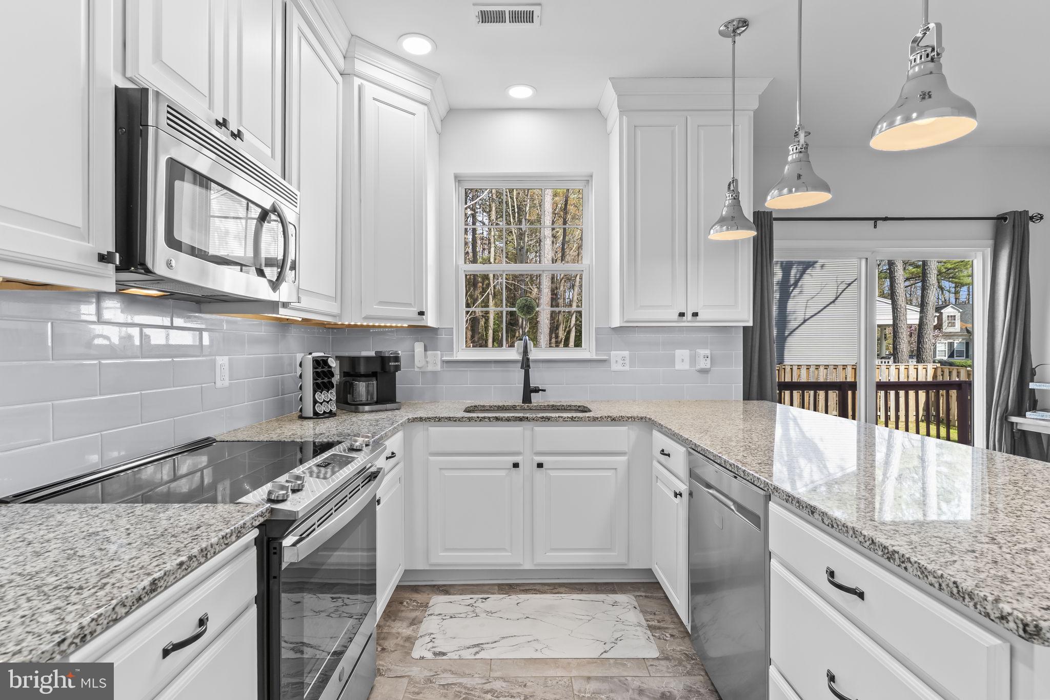 KEDGES STRAIT - Residential