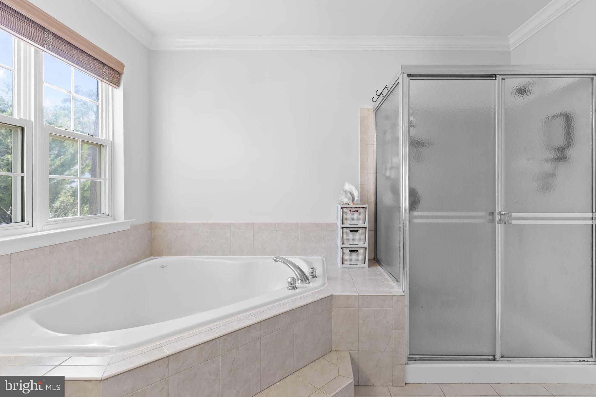 KEDGES STRAIT - Residential