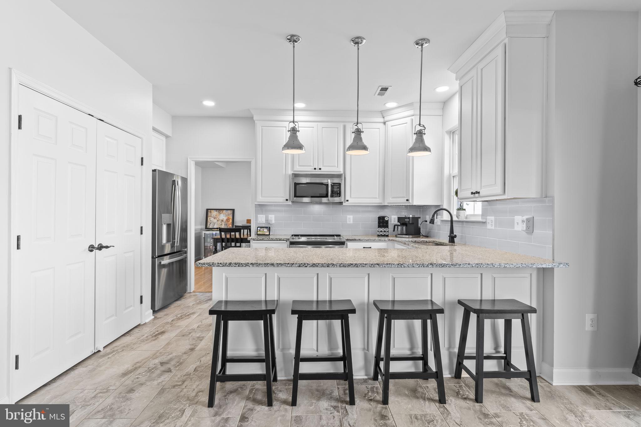 KEDGES STRAIT - Residential