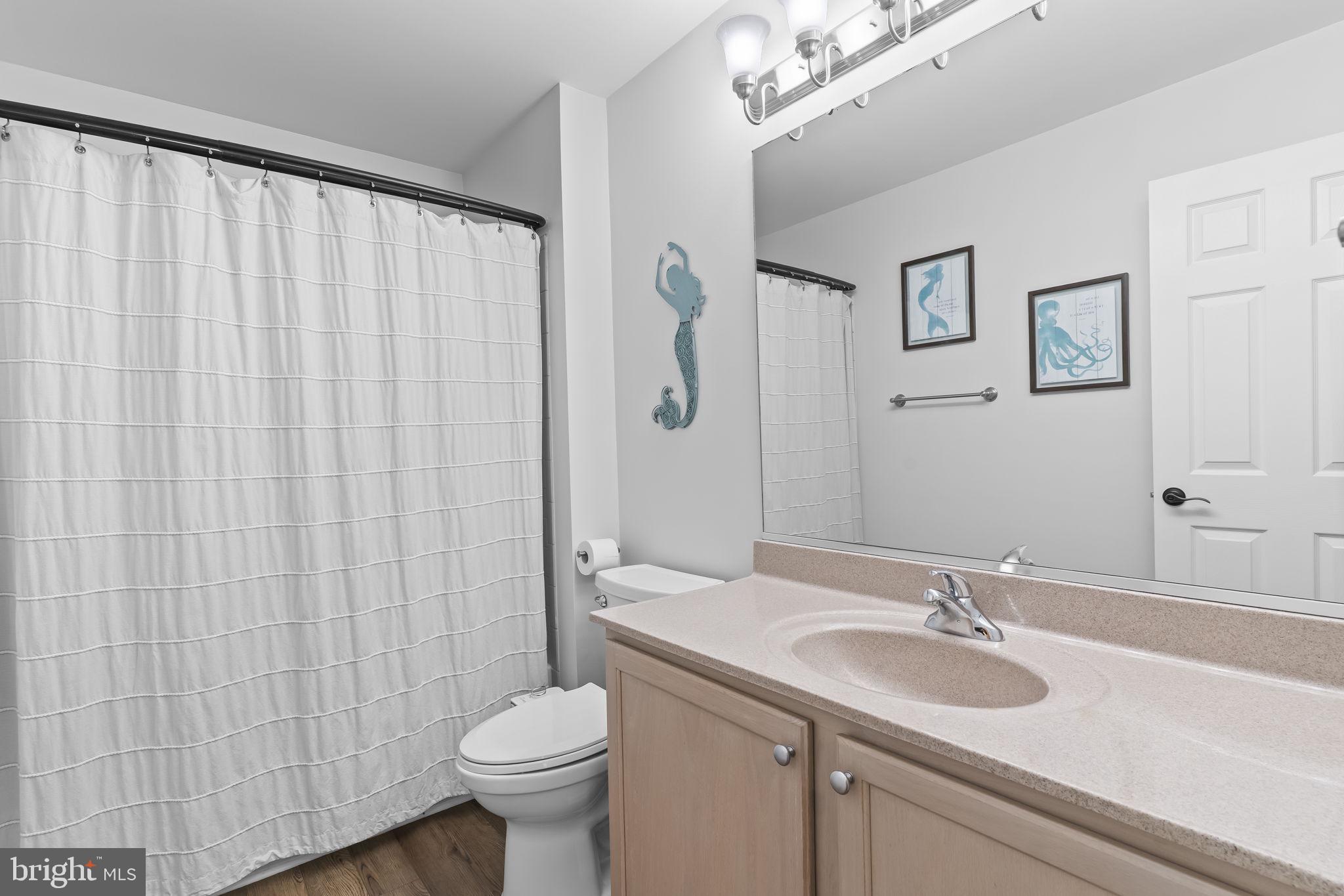 KEDGES STRAIT - Residential