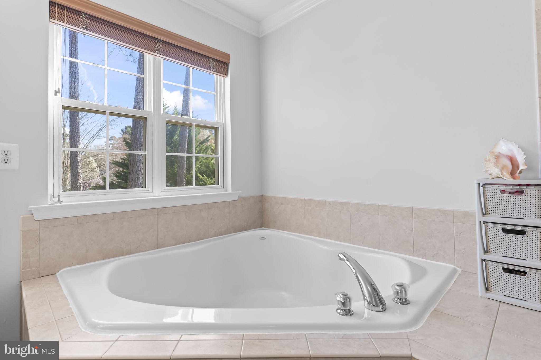 KEDGES STRAIT - Residential