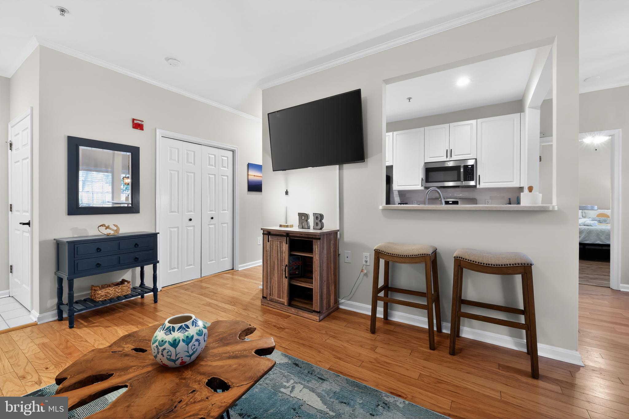 300 PEBBLE DRIVE 308