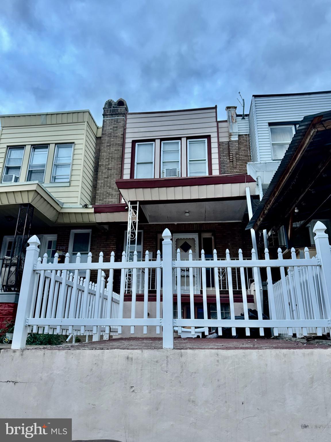 PHILADELPHIA - Residential