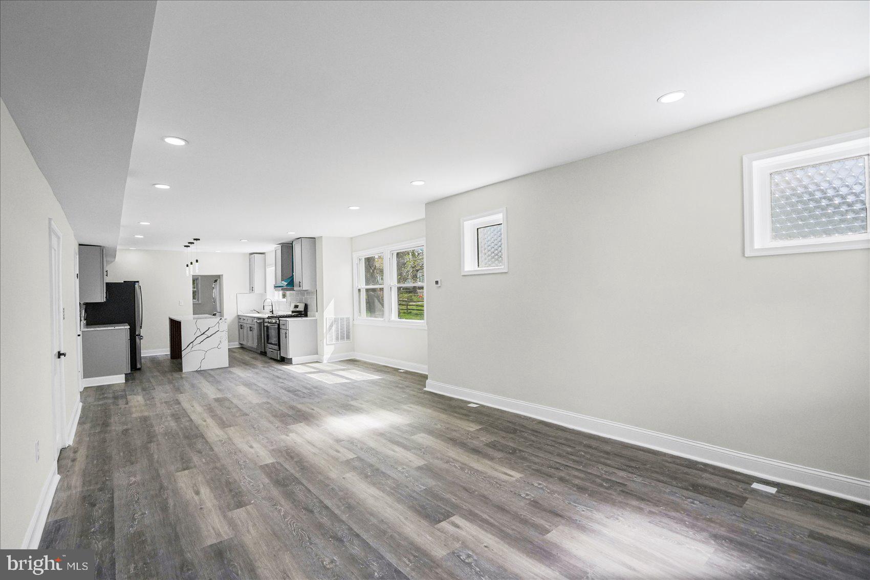 PARKVILLE - Residential