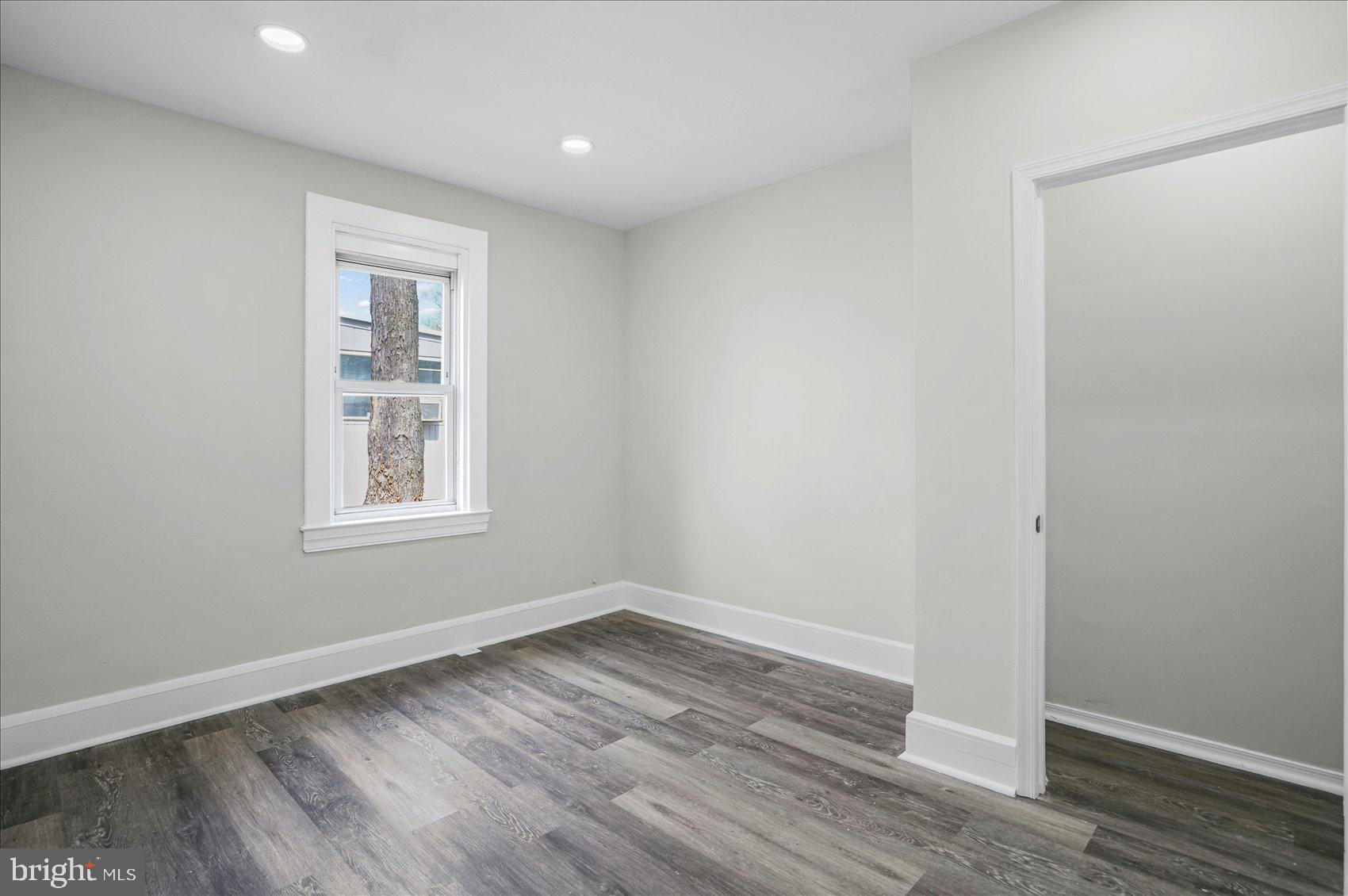 PARKVILLE - Residential