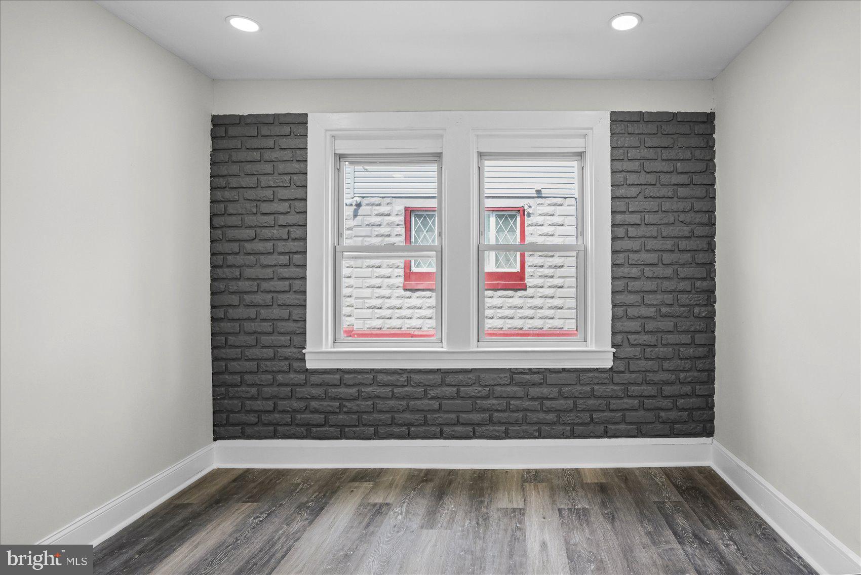 PARKVILLE - Residential