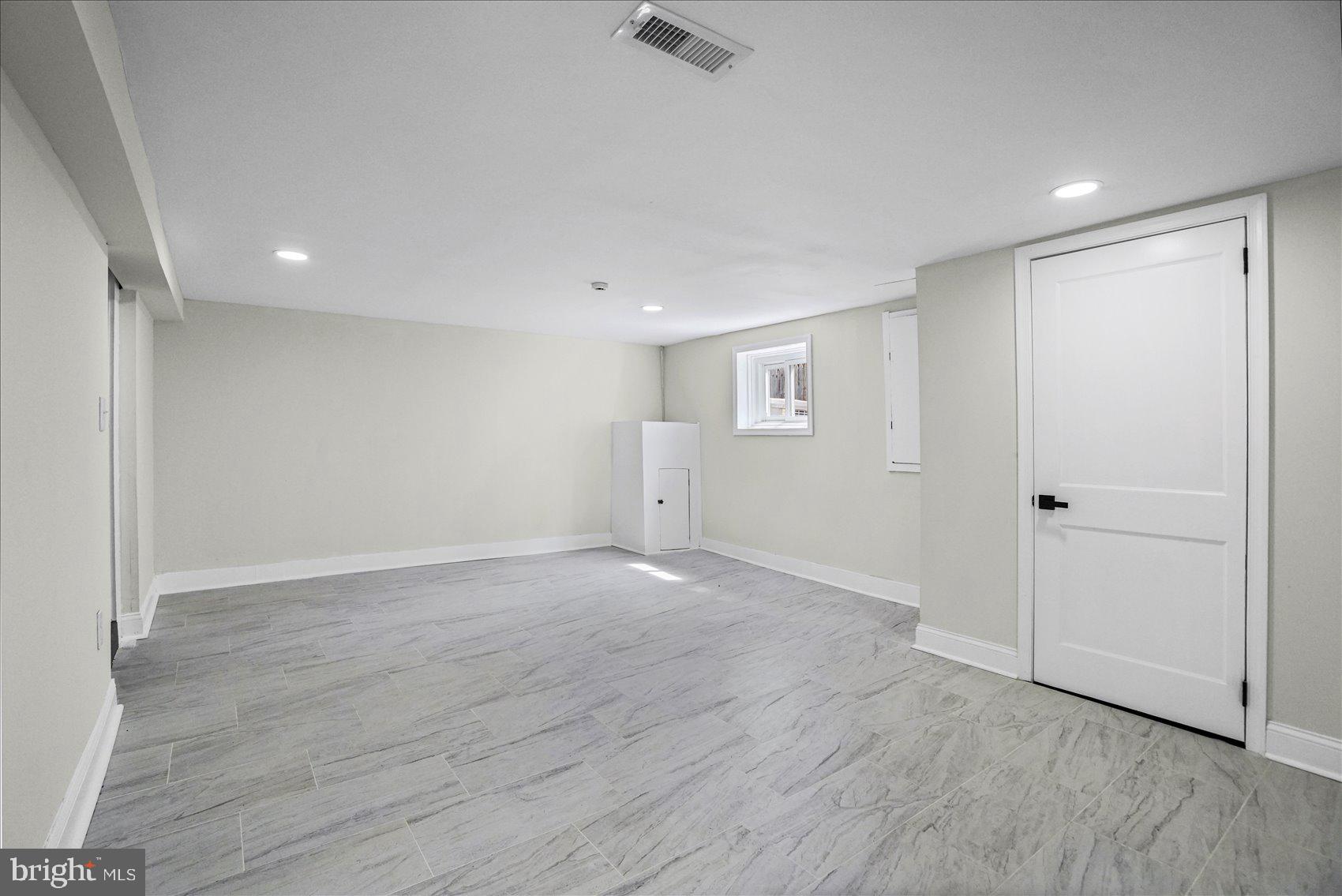 PARKVILLE - Residential