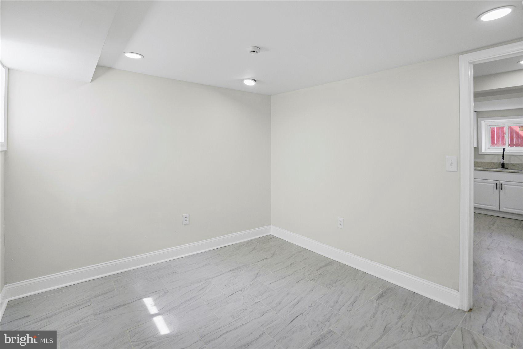 PARKVILLE - Residential