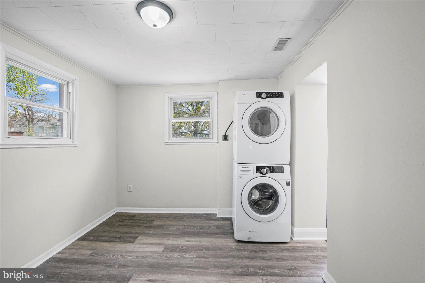 PARKVILLE - Residential