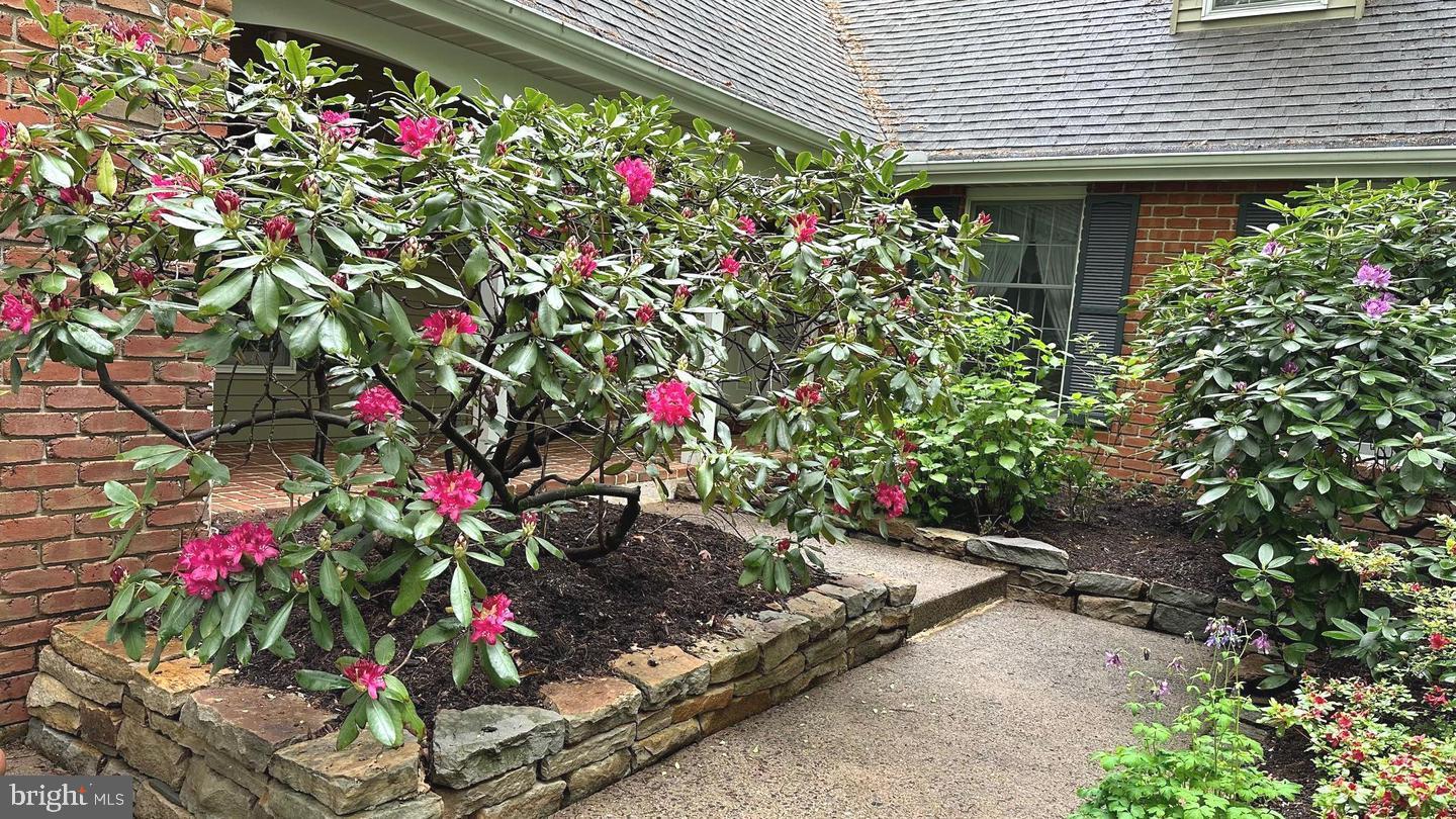 HOMESTEAD FARMS - Residential