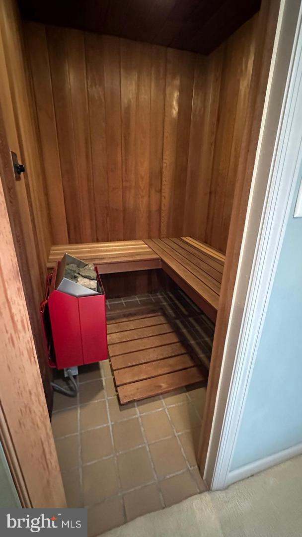 HOMESTEAD FARMS - Residential