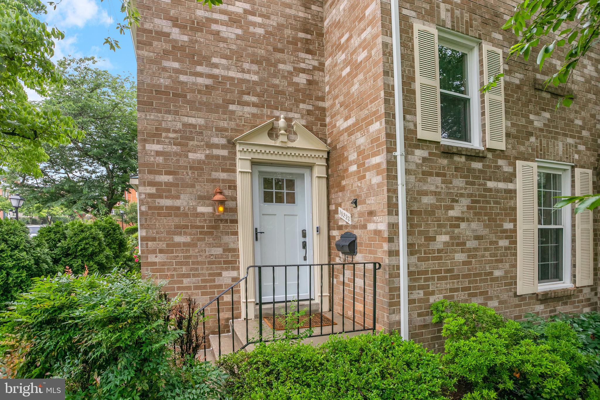 10293 ARIZONA CIRCLE 58