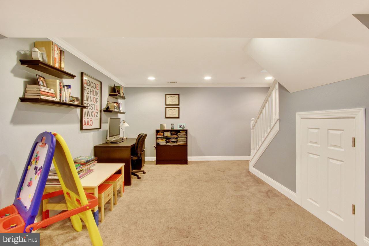 FEDERAL HILLS - Residential