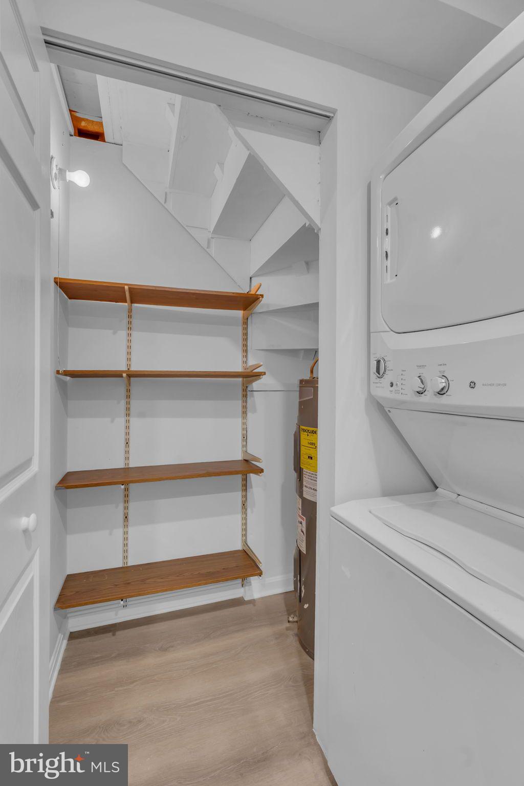 PEMBROOK OF LOUDOUN - Residential