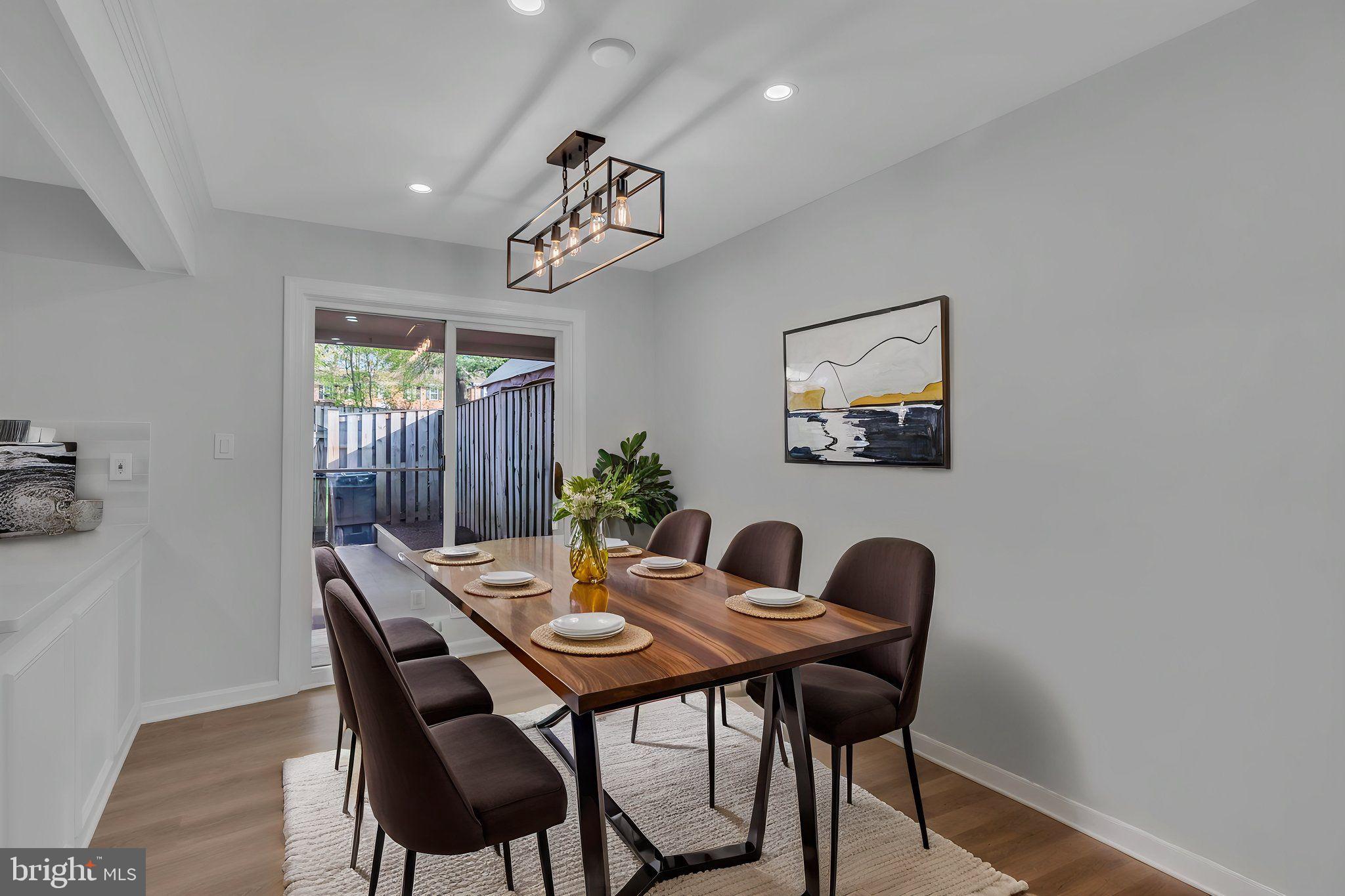 PEMBROOK OF LOUDOUN - Residential