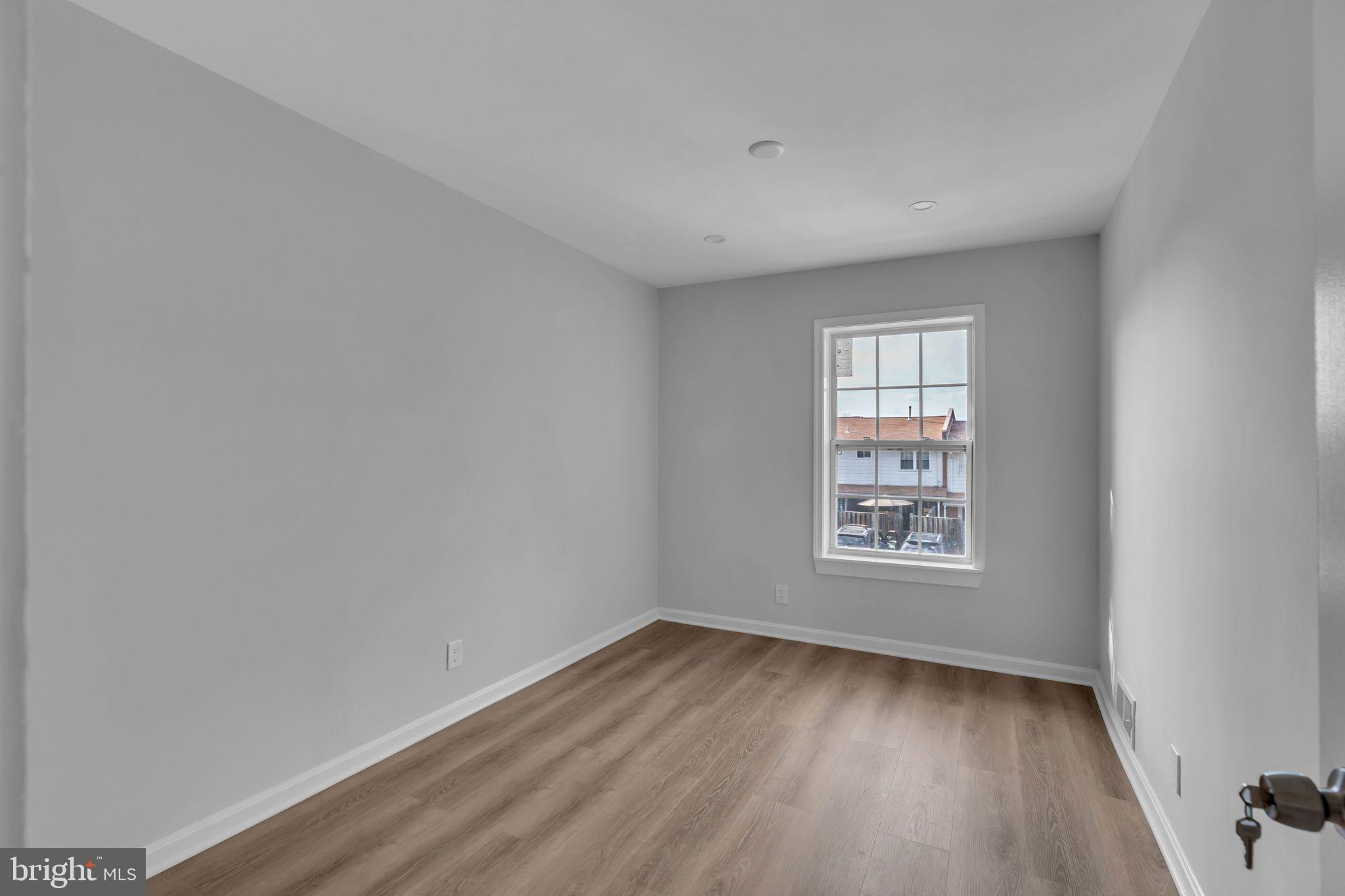 PEMBROOK OF LOUDOUN - Residential