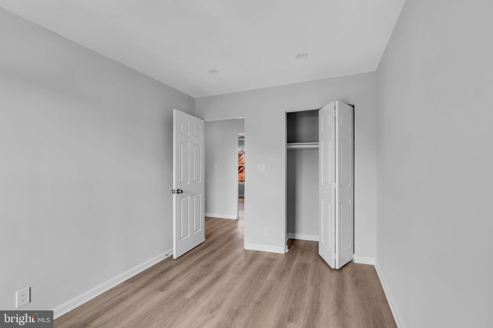 PEMBROOK OF LOUDOUN - Residential