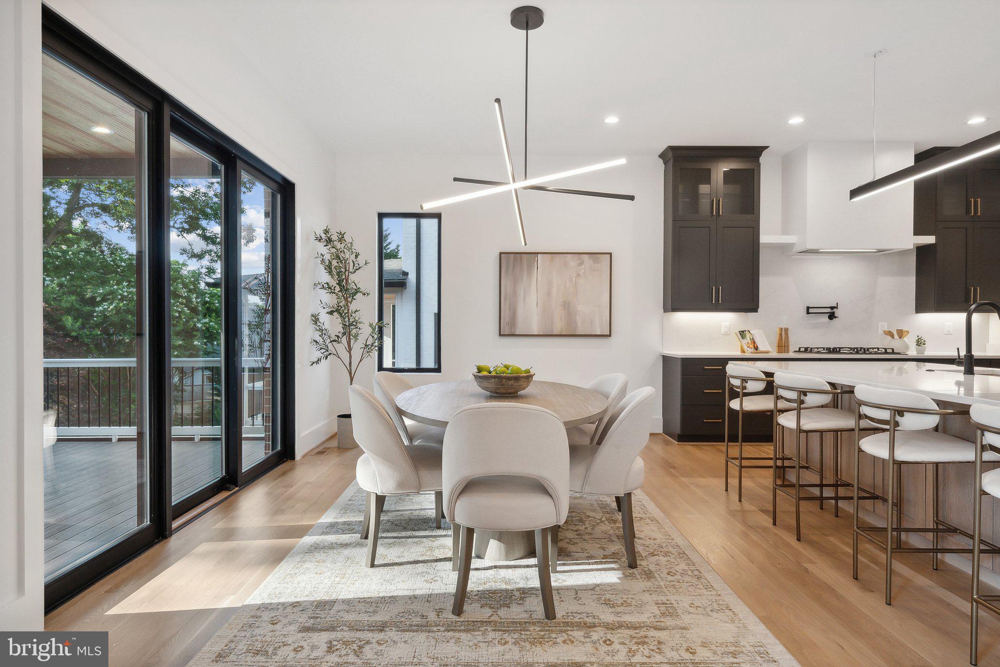 CHURCHILL - Residential