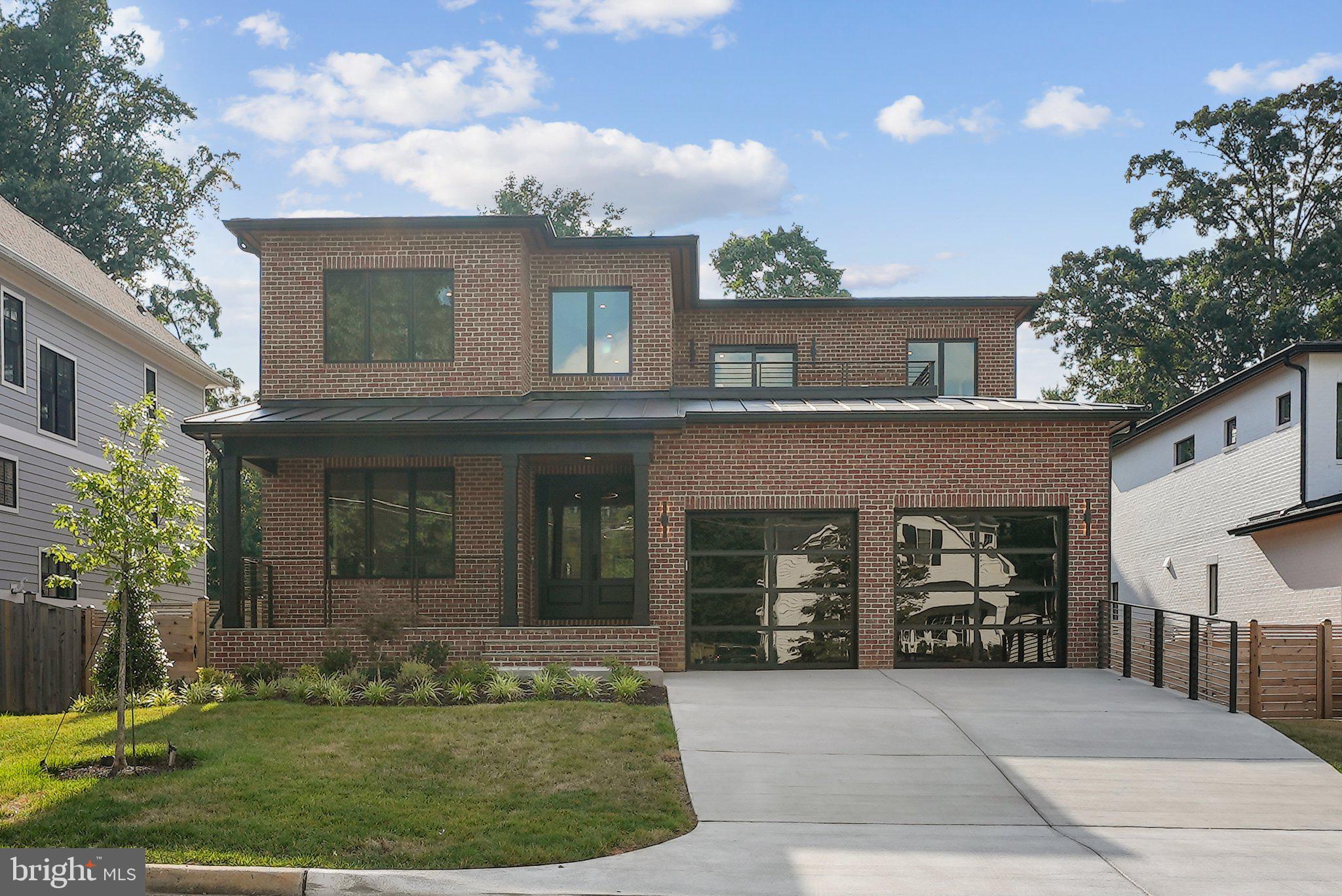 CHURCHILL - Residential