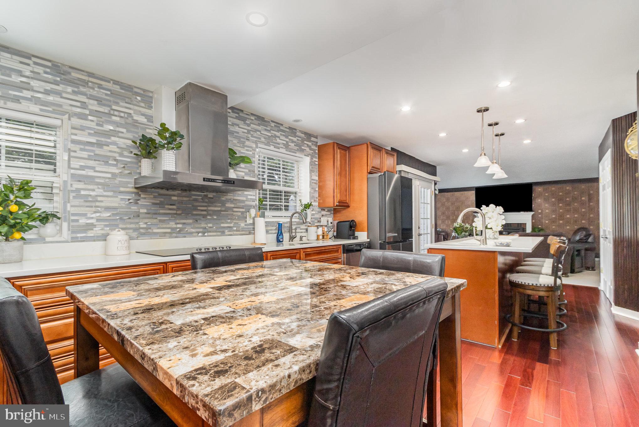 ASHTON VALLEY - Residential Lease