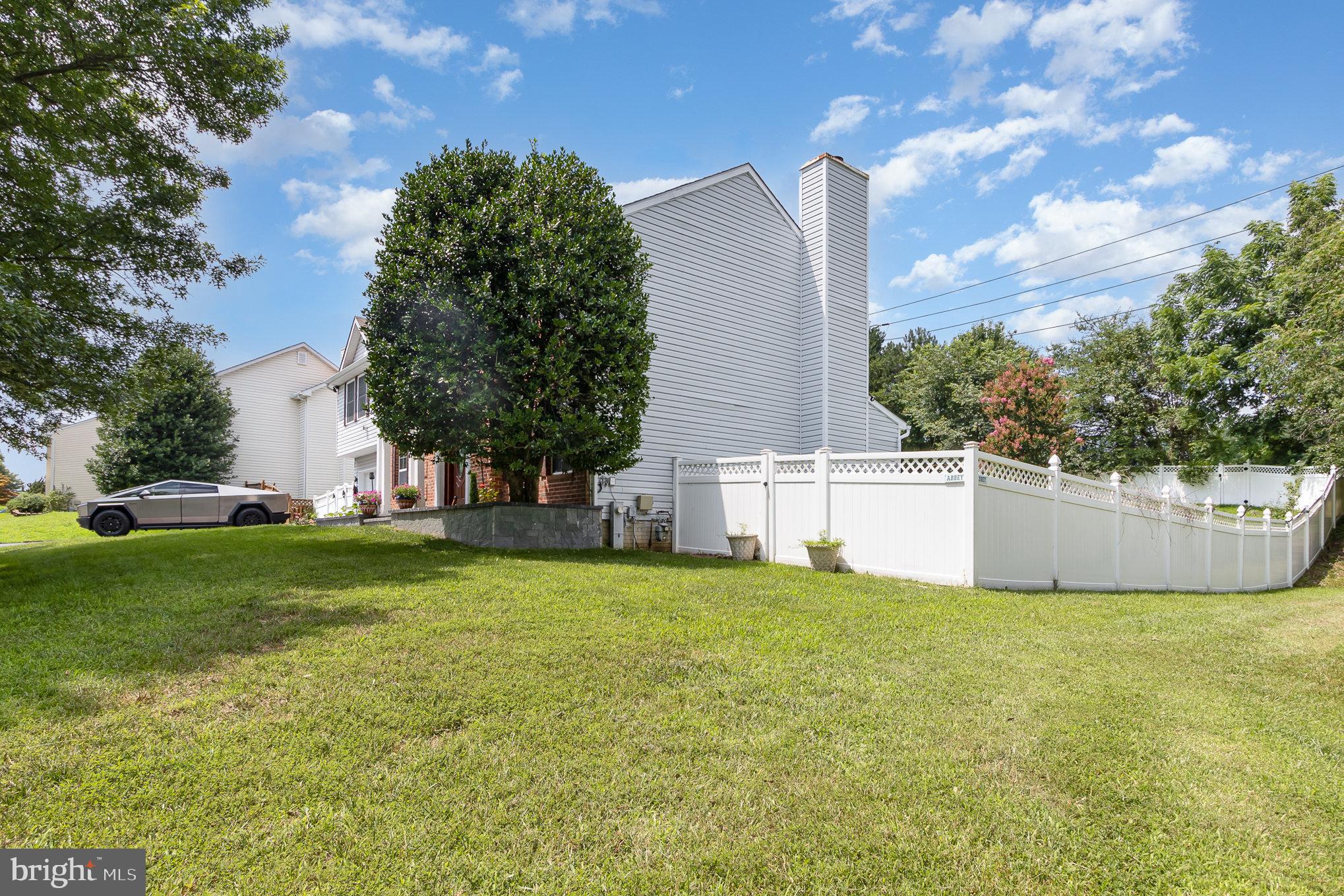 ASHTON VALLEY - Residential Lease