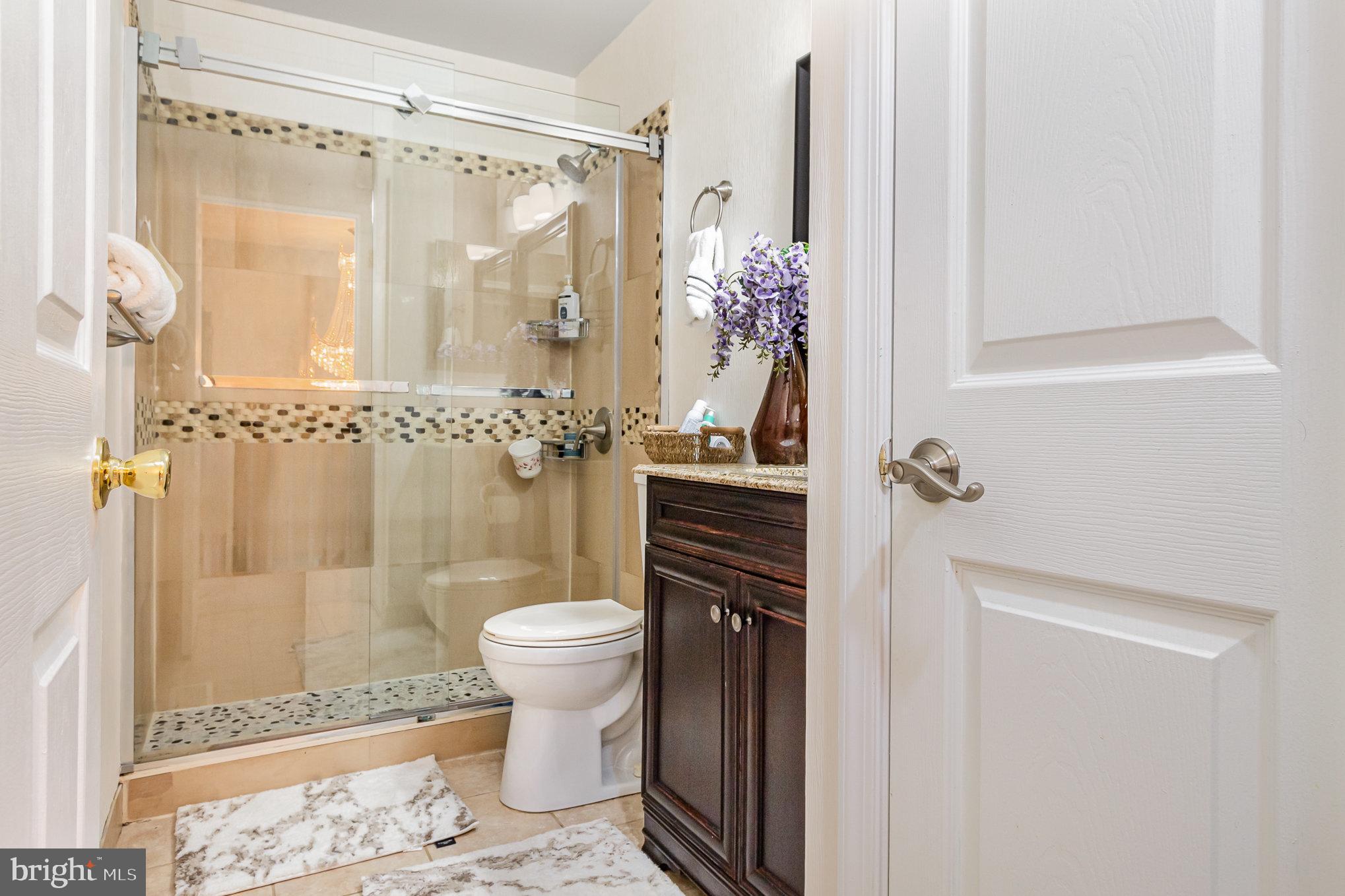 ASHTON VALLEY - Residential Lease