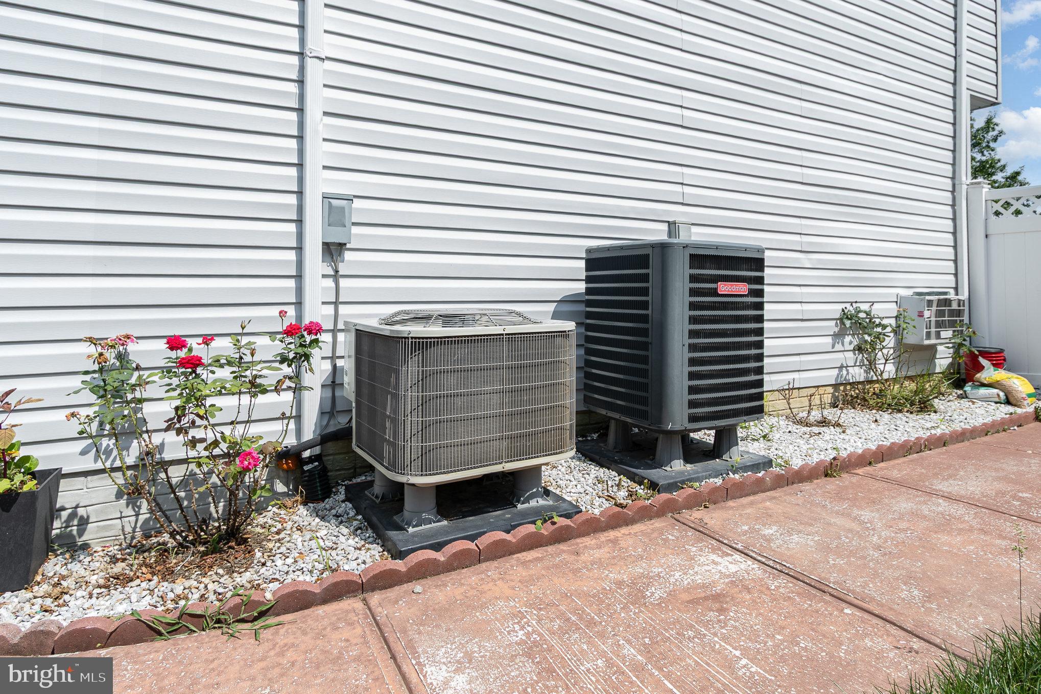 ASHTON VALLEY - Residential Lease