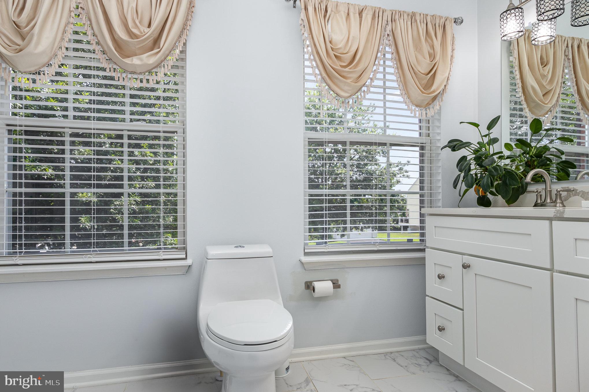 ASHTON VALLEY - Residential Lease