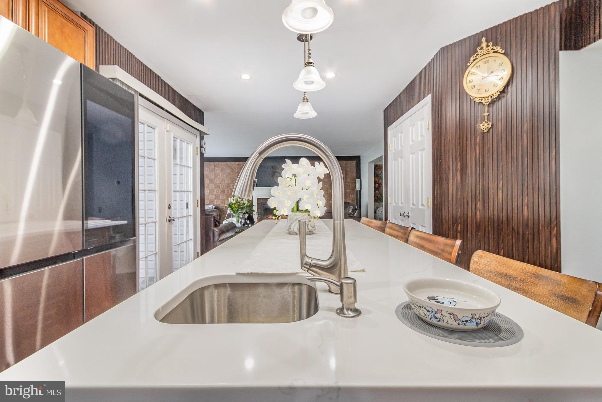 ASHTON VALLEY - Residential Lease