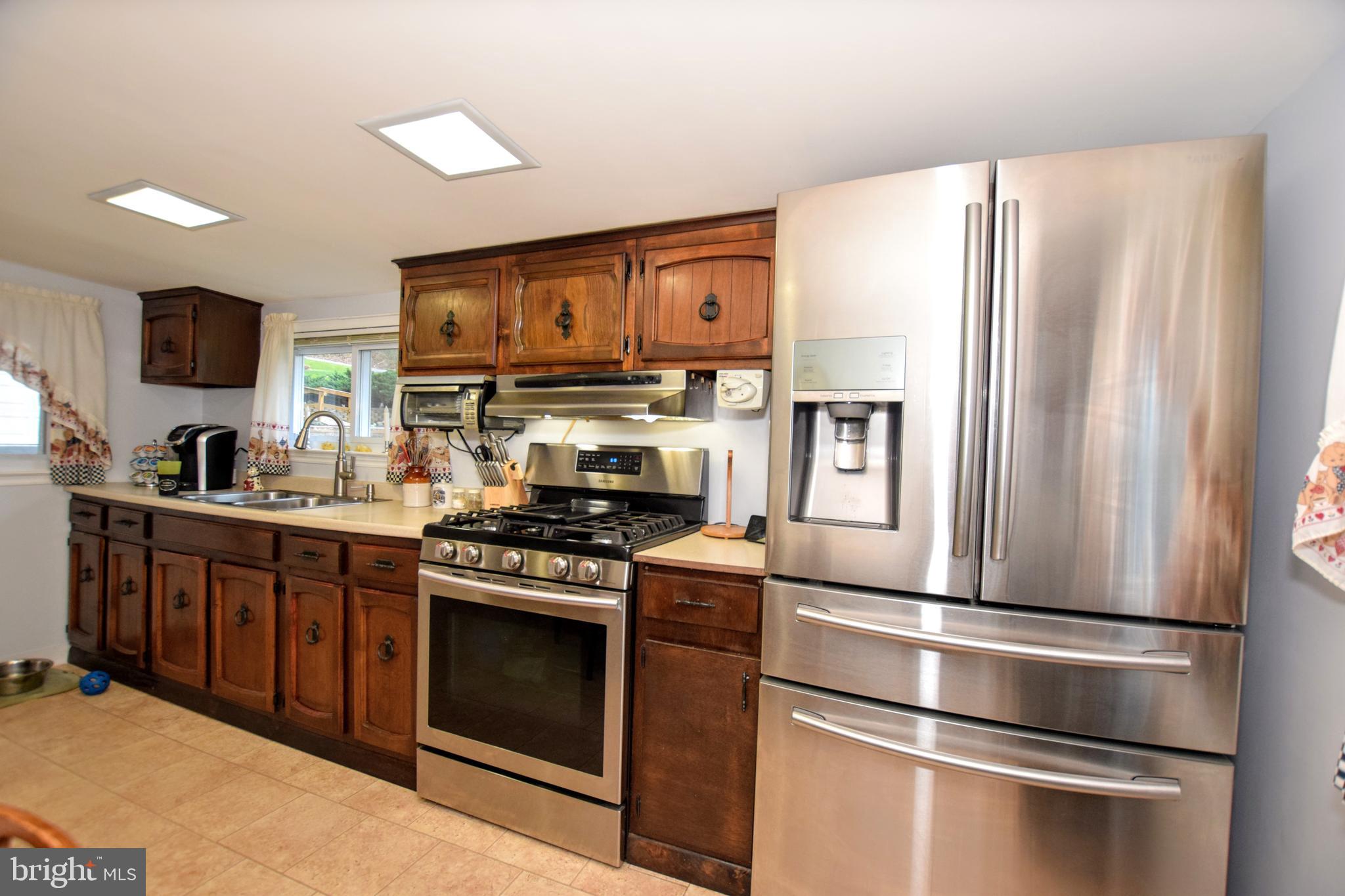 JARRETTSVILLE - Residential