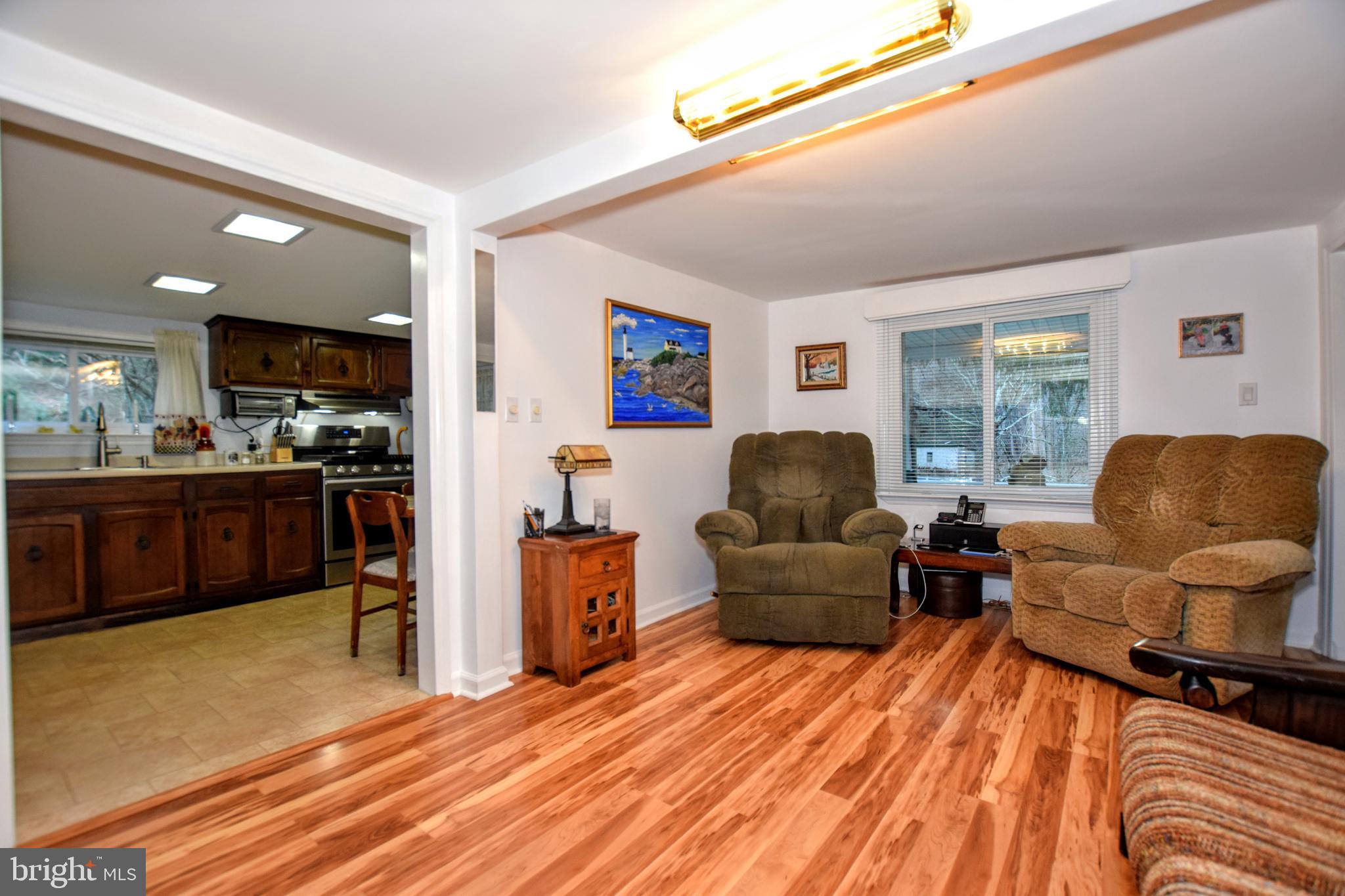 JARRETTSVILLE - Residential