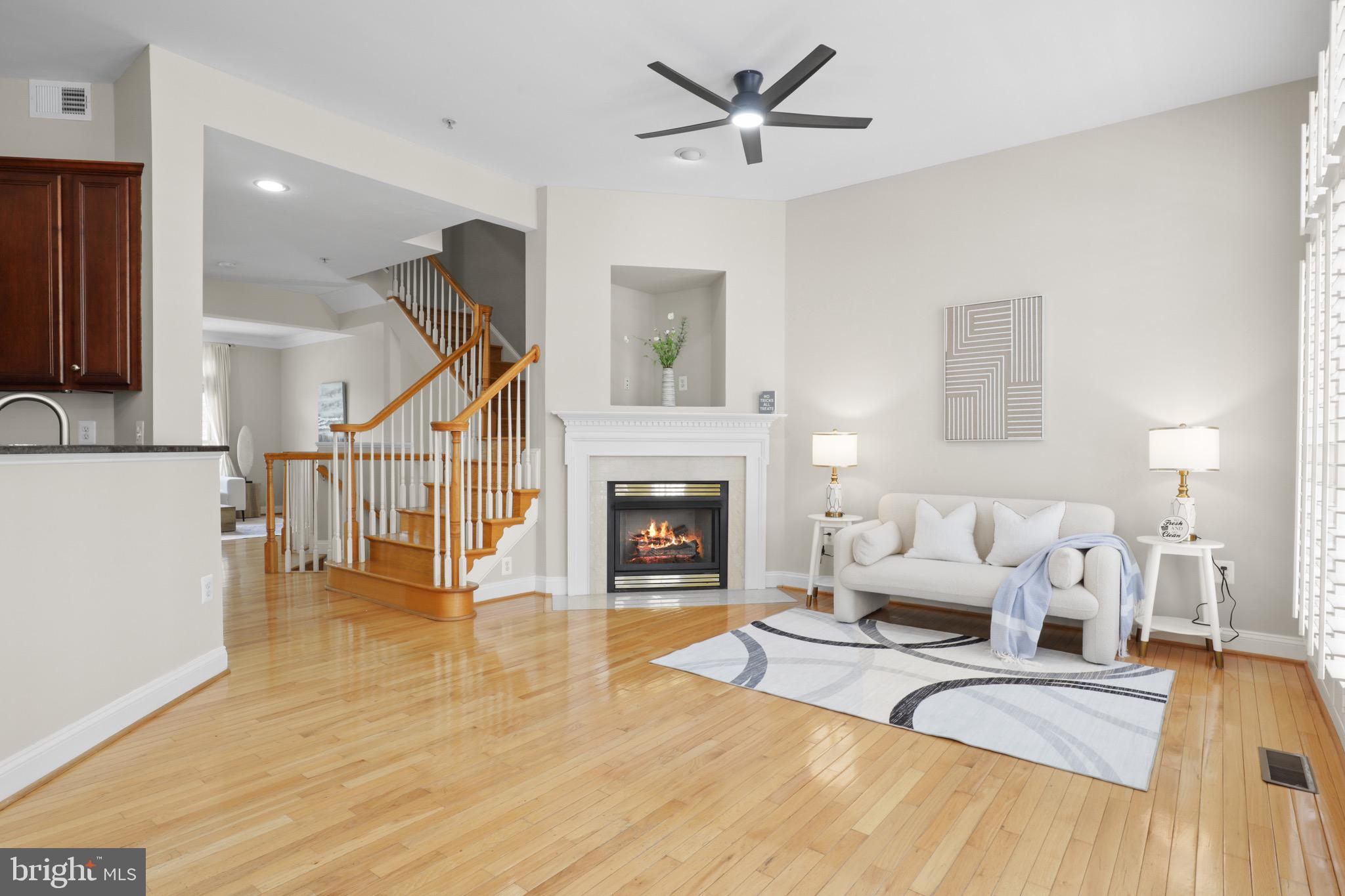 HUNTING RIDGE - Residential