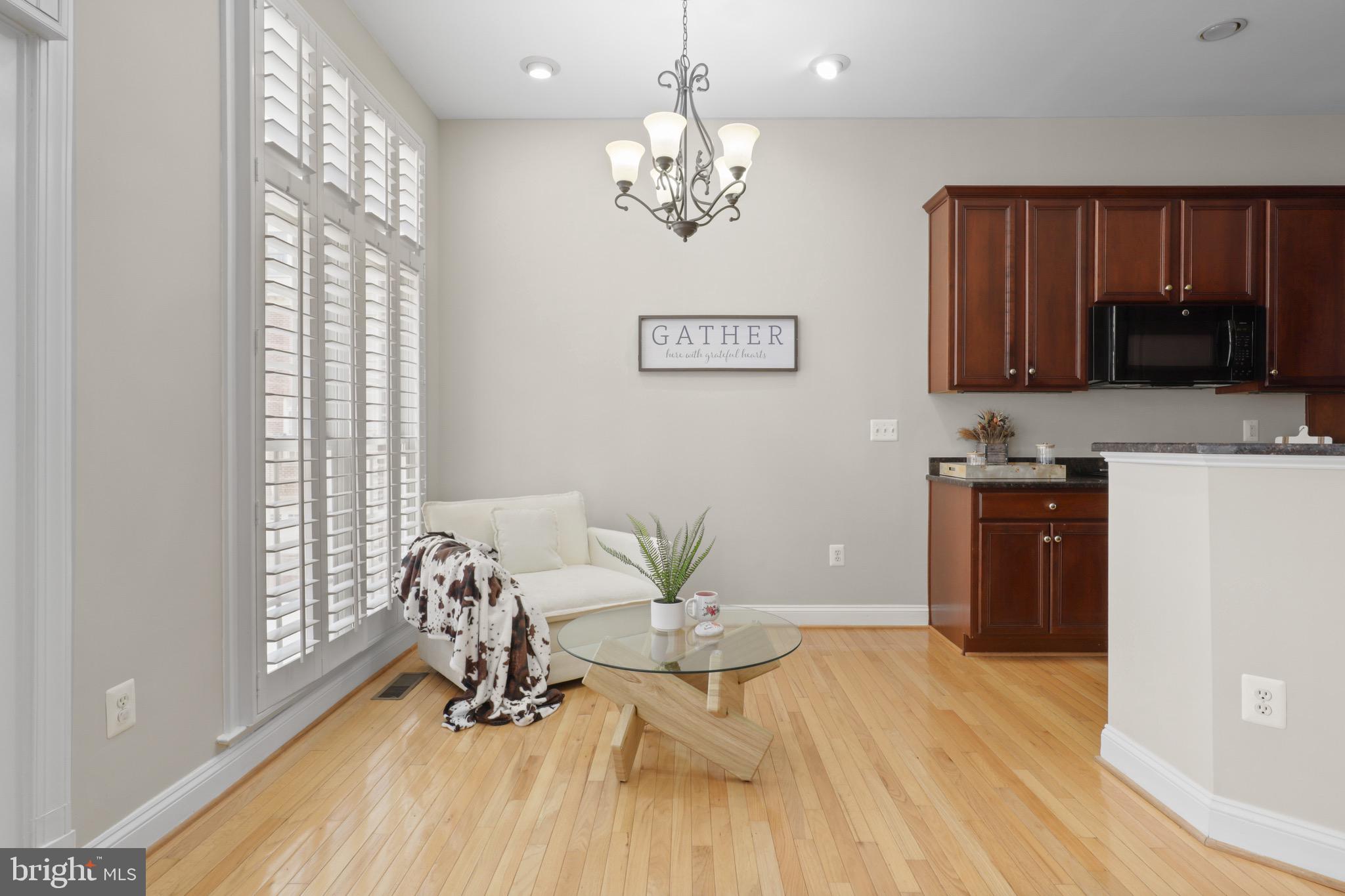 HUNTING RIDGE - Residential