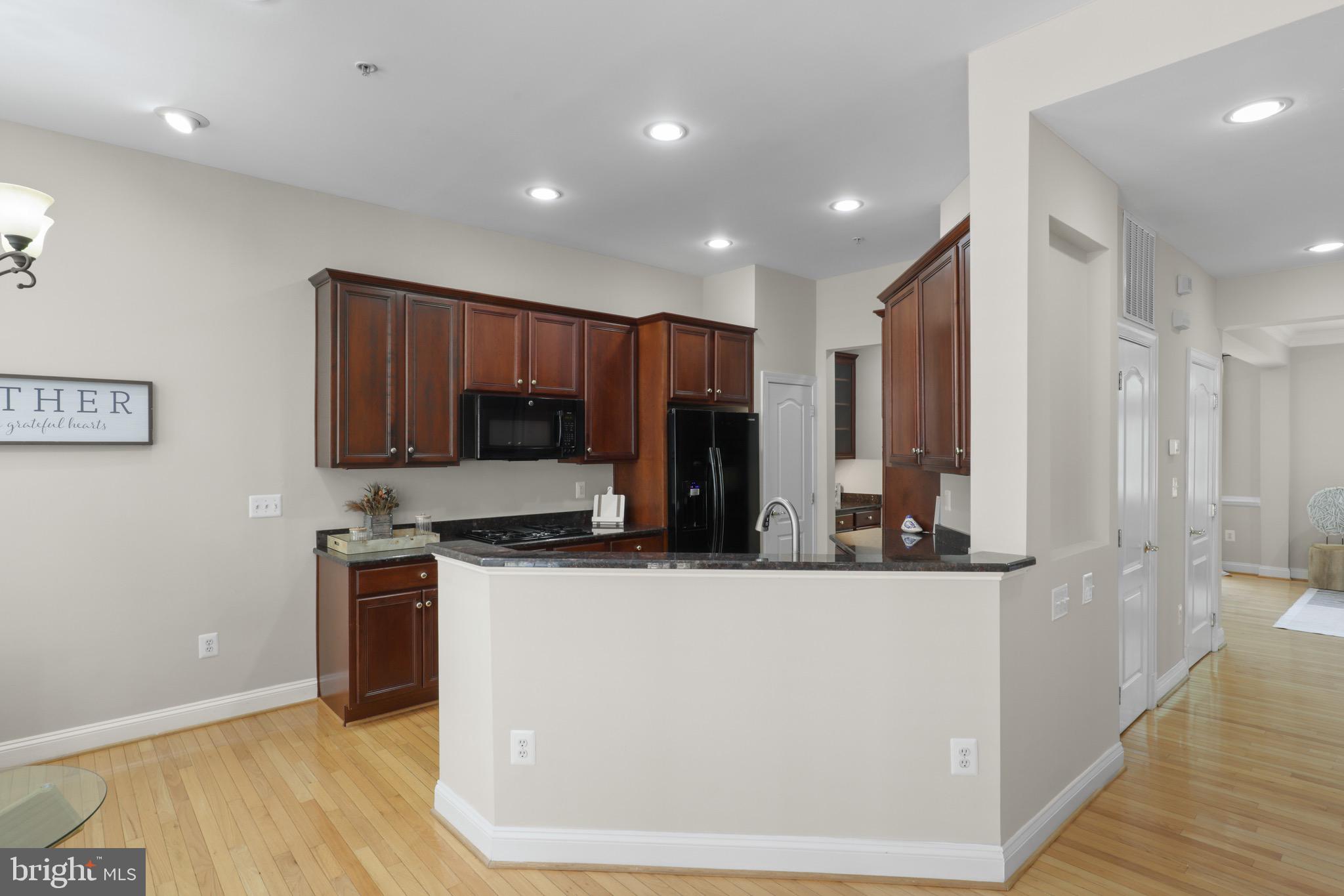 HUNTING RIDGE - Residential