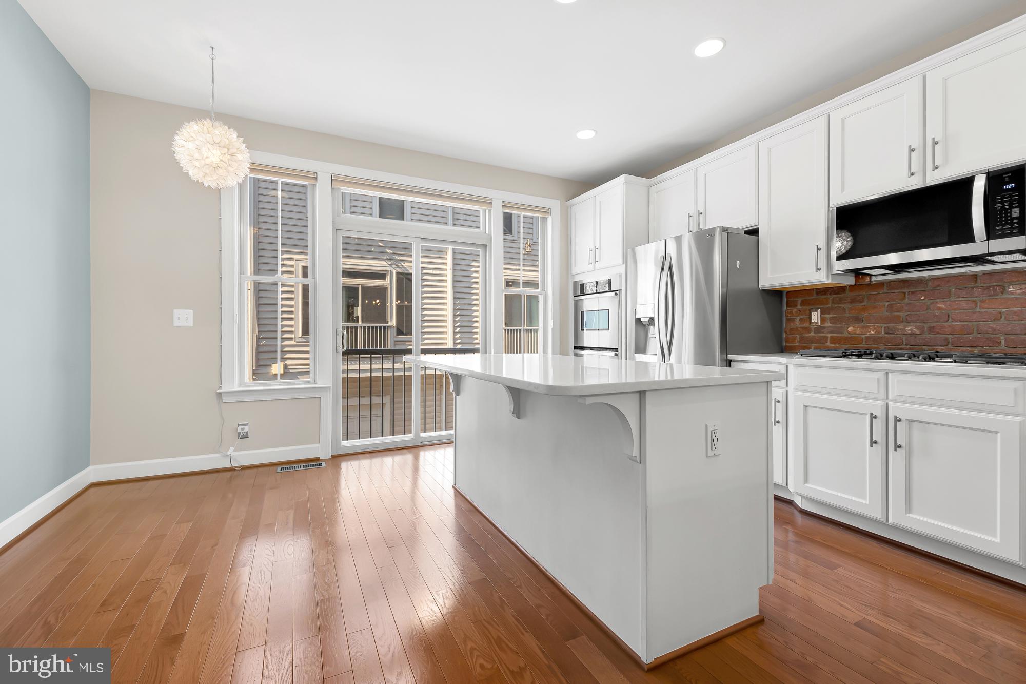 SHIRLINGTON CREST - Residential Lease