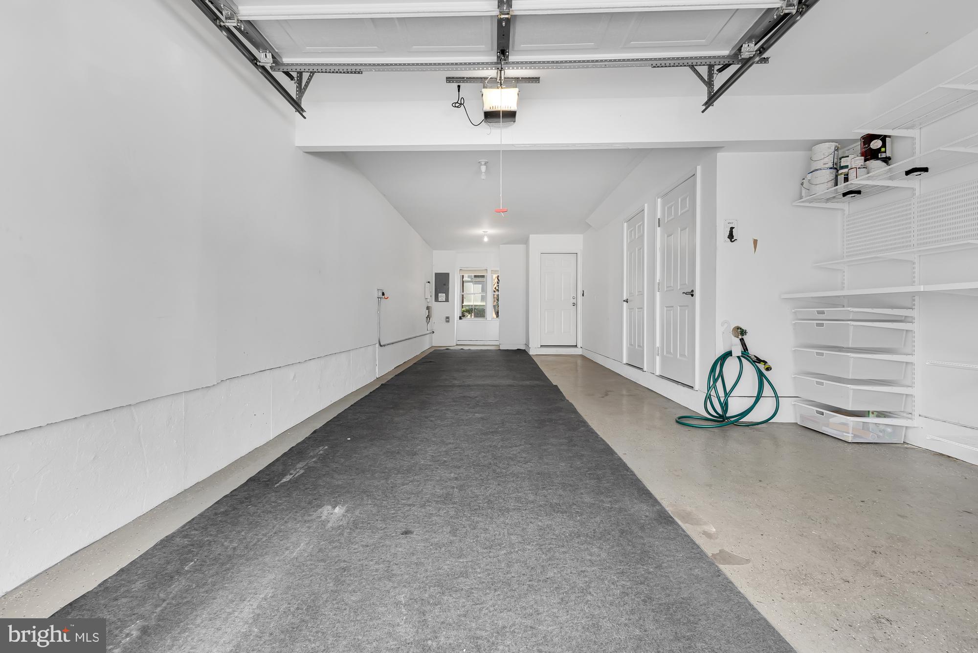 SHIRLINGTON CREST - Residential Lease