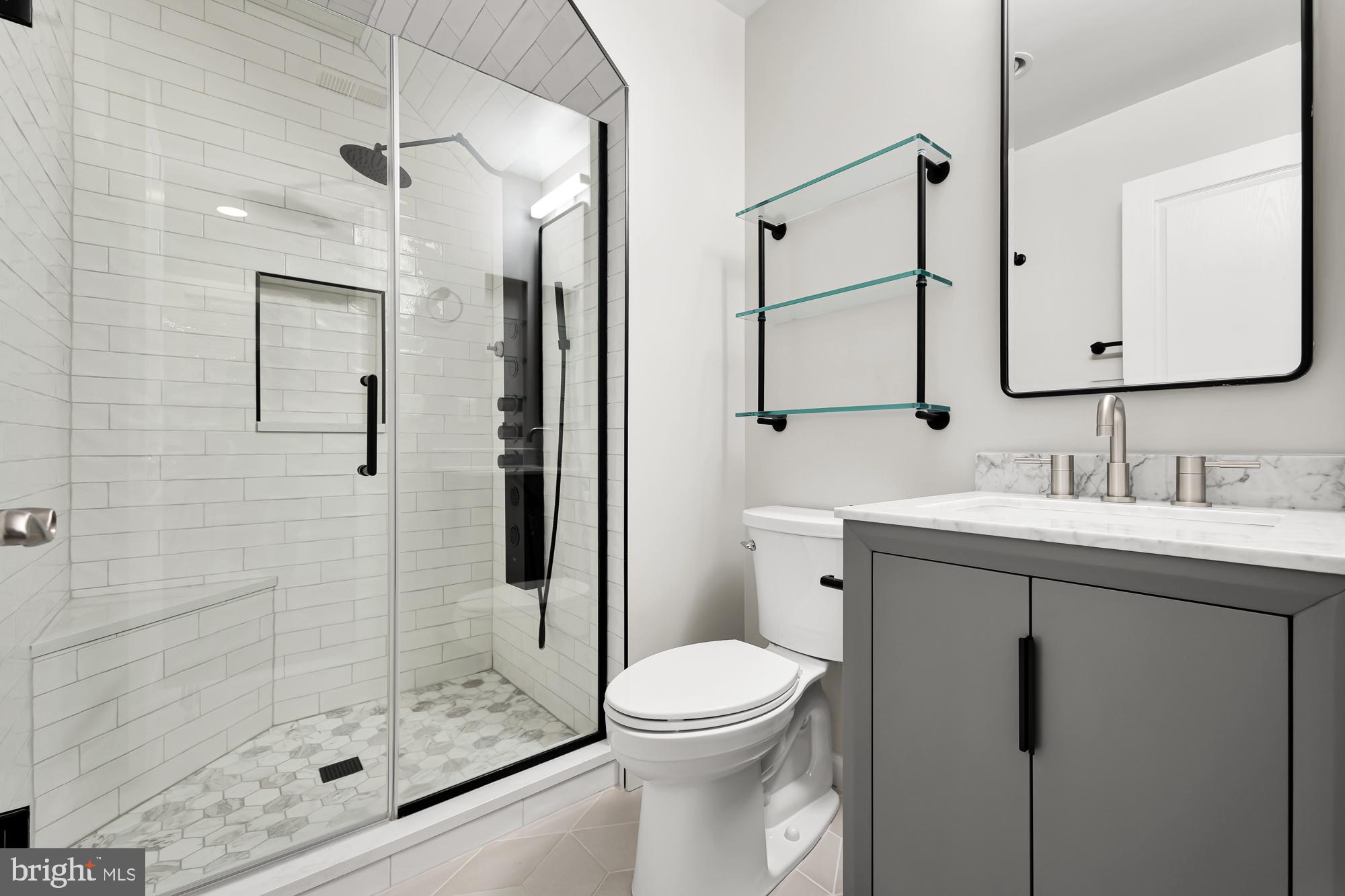 SHIRLINGTON CREST - Residential Lease