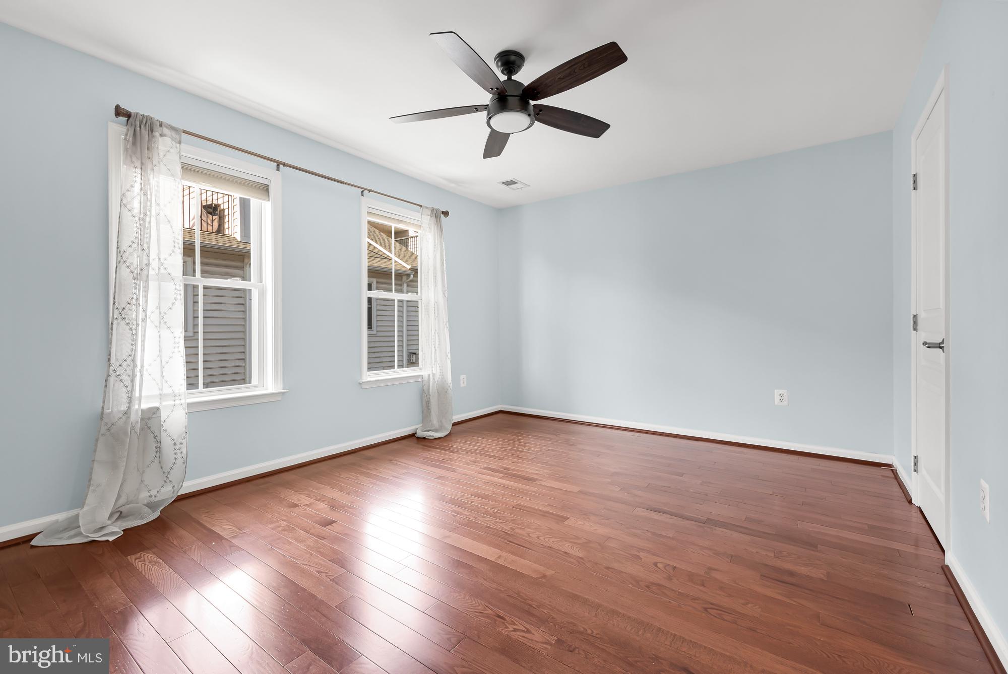 SHIRLINGTON CREST - Residential Lease