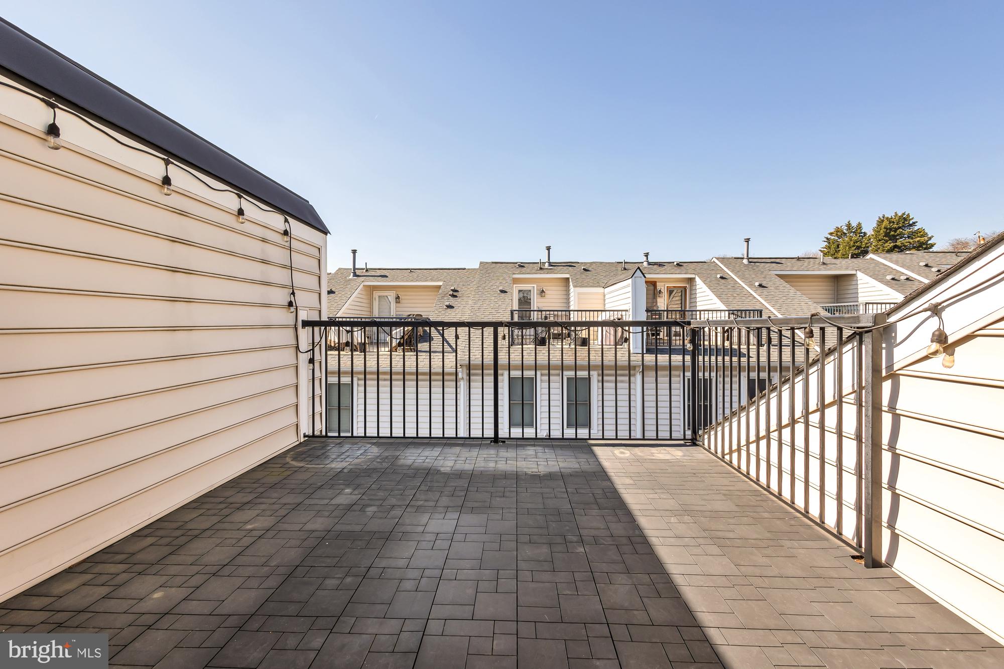 SHIRLINGTON CREST - Residential Lease