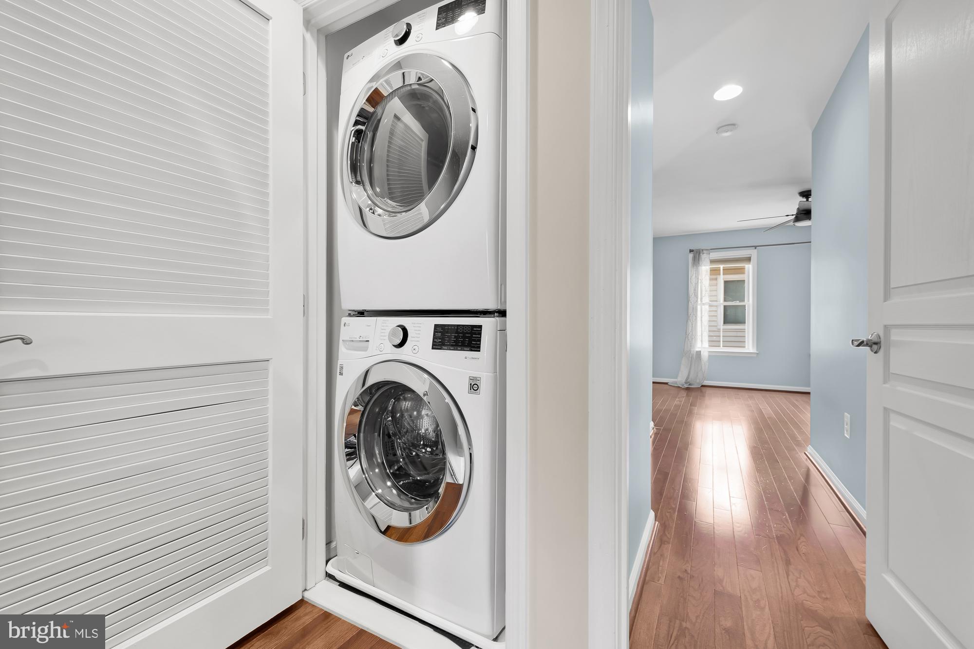 SHIRLINGTON CREST - Residential Lease