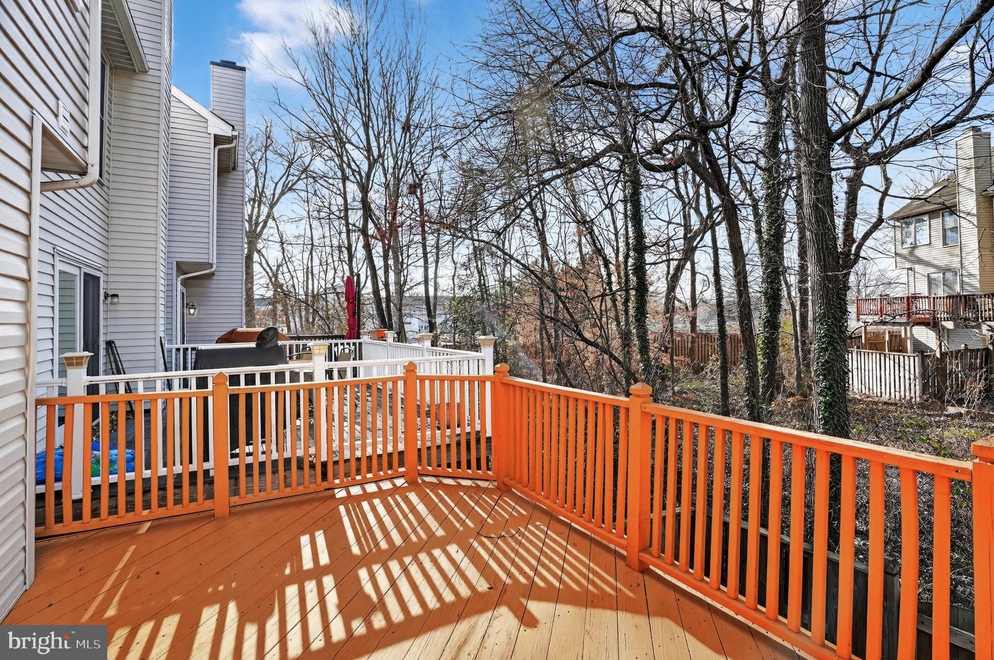 RUSSETT - Residential