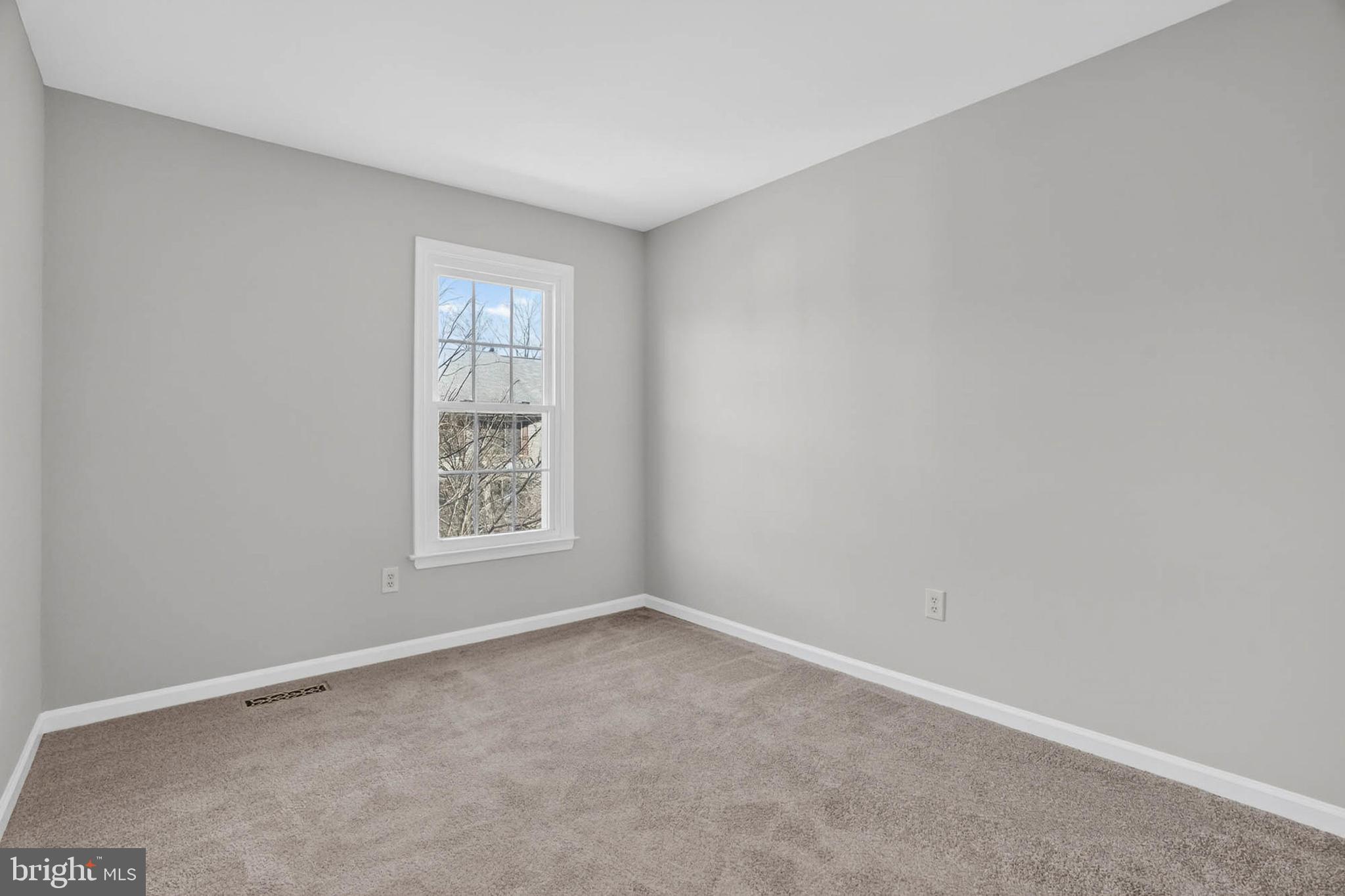 RUSSETT - Residential