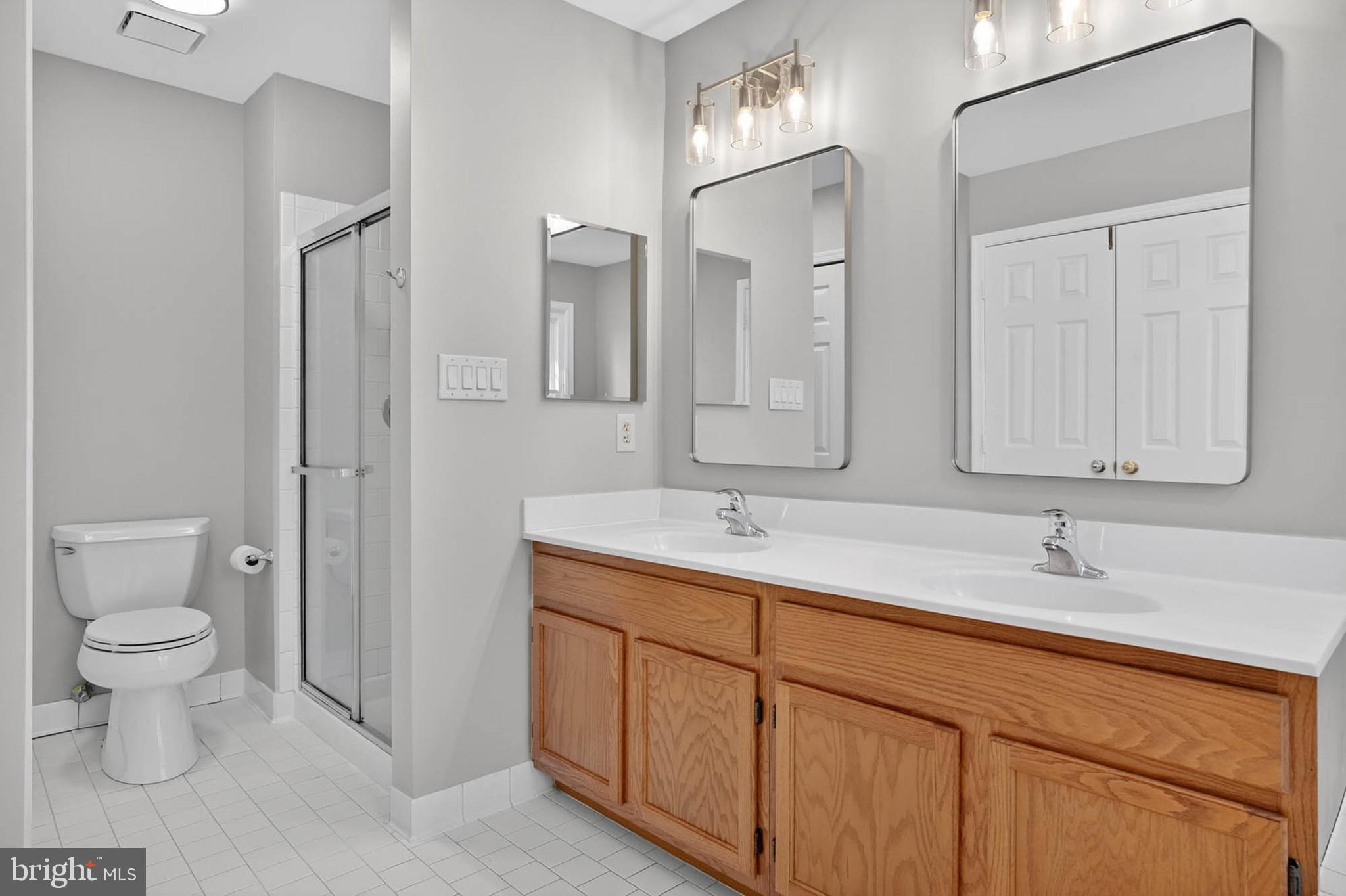 RUSSETT - Residential