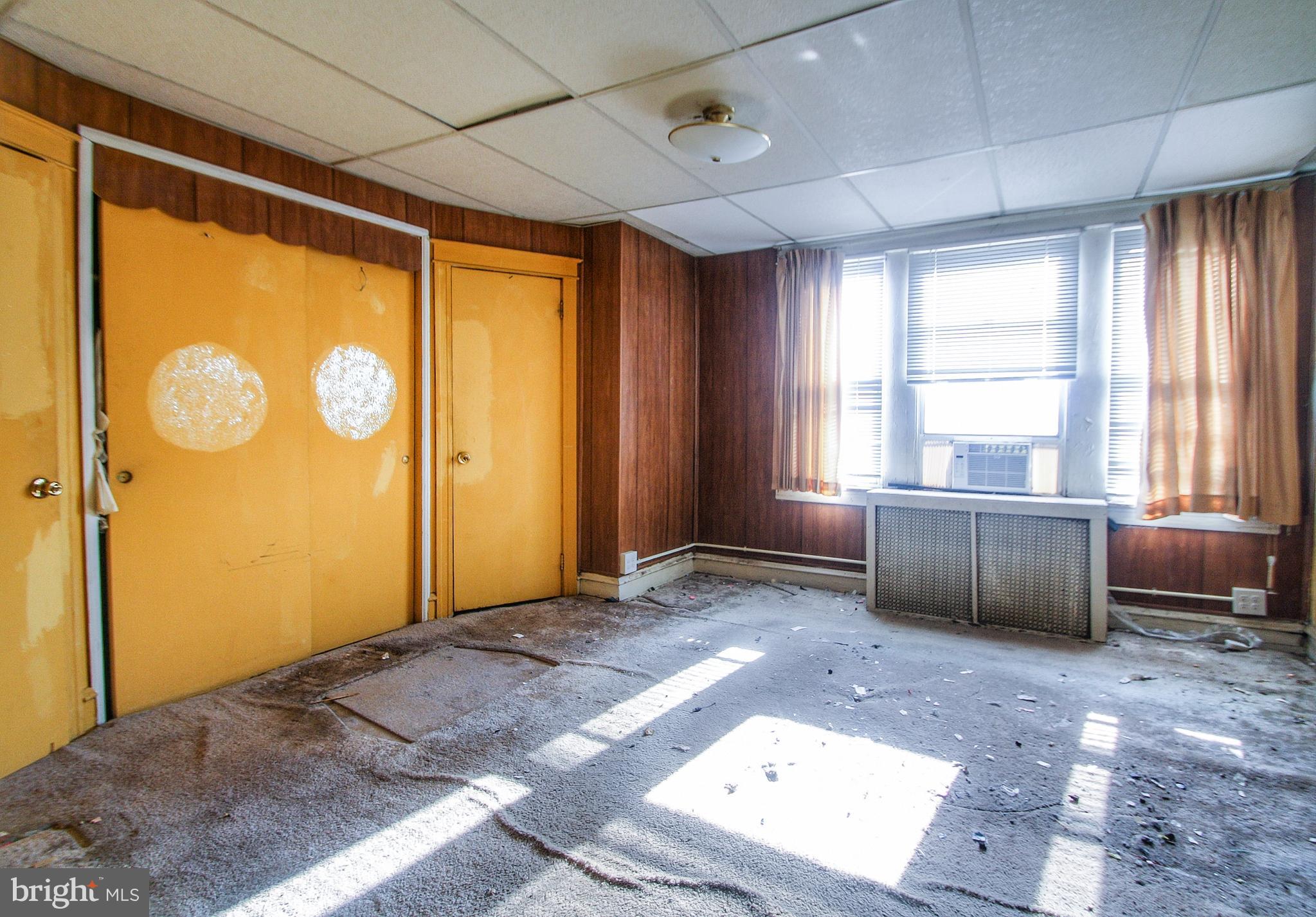 PHILADELPHIA - Residential